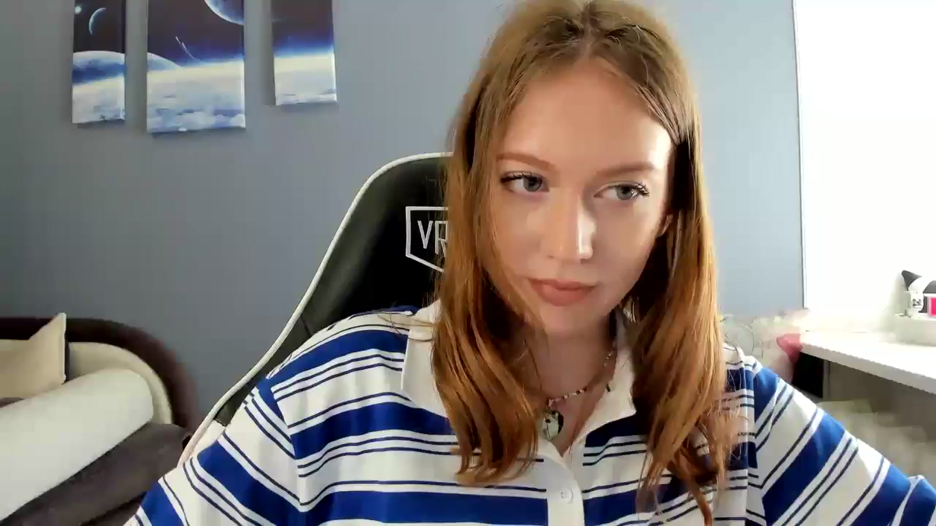 Gallery image thumbnail from RoboSasha's myfreecams stream on, 05/19/2025, 13:03 image 17 of 20