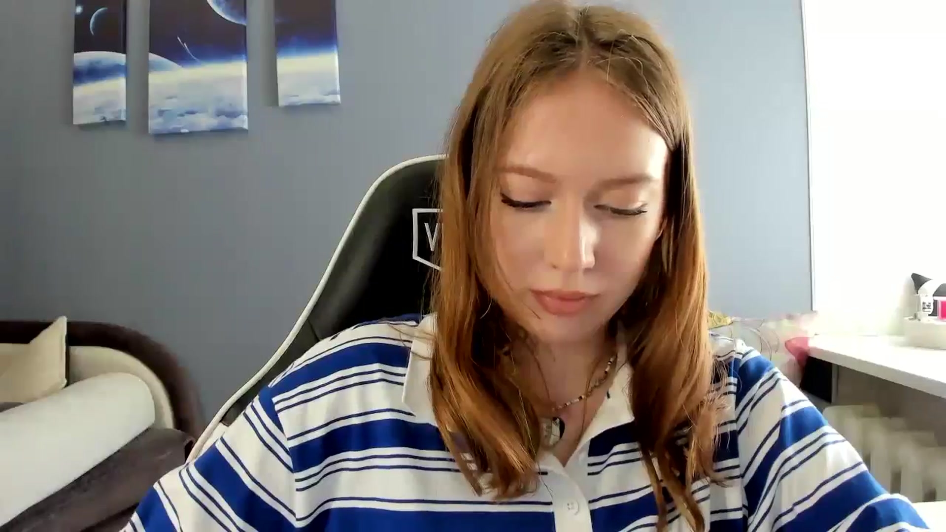 Gallery image thumbnail from RoboSasha's myfreecams stream on, 05/19/2025, 13:03 image 19 of 20