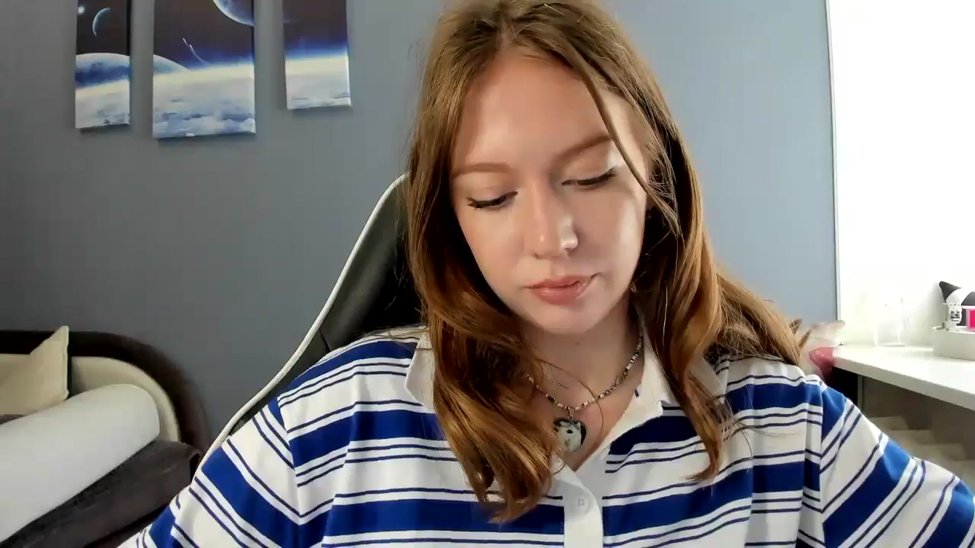 Gallery image thumbnail from RoboSasha's myfreecams stream on, 05/19/2025, 13:03 image 6 of 20