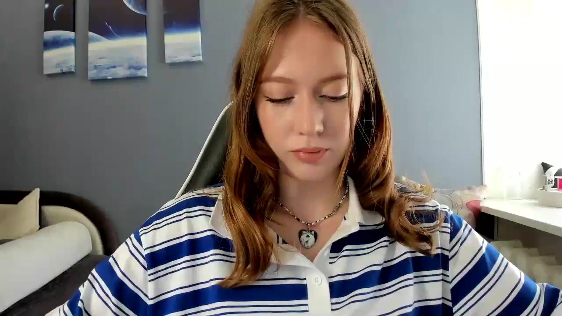 Gallery image thumbnail from RoboSasha's myfreecams stream on, 05/19/2025, 13:03 image 9 of 20