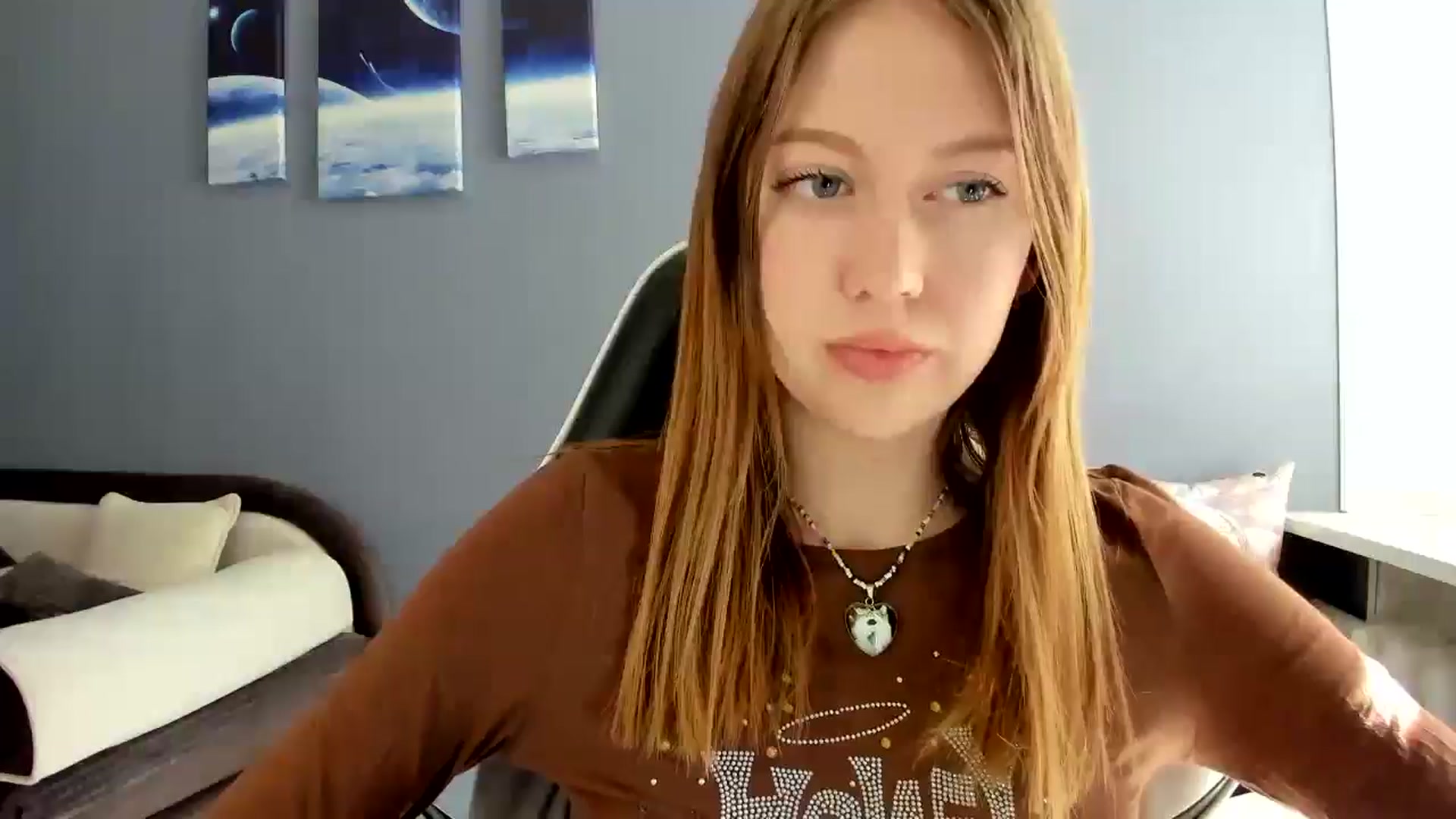 Gallery image thumbnail from RoboSasha's myfreecams stream on, 05/21/2025, 13:55 image 1 of 20