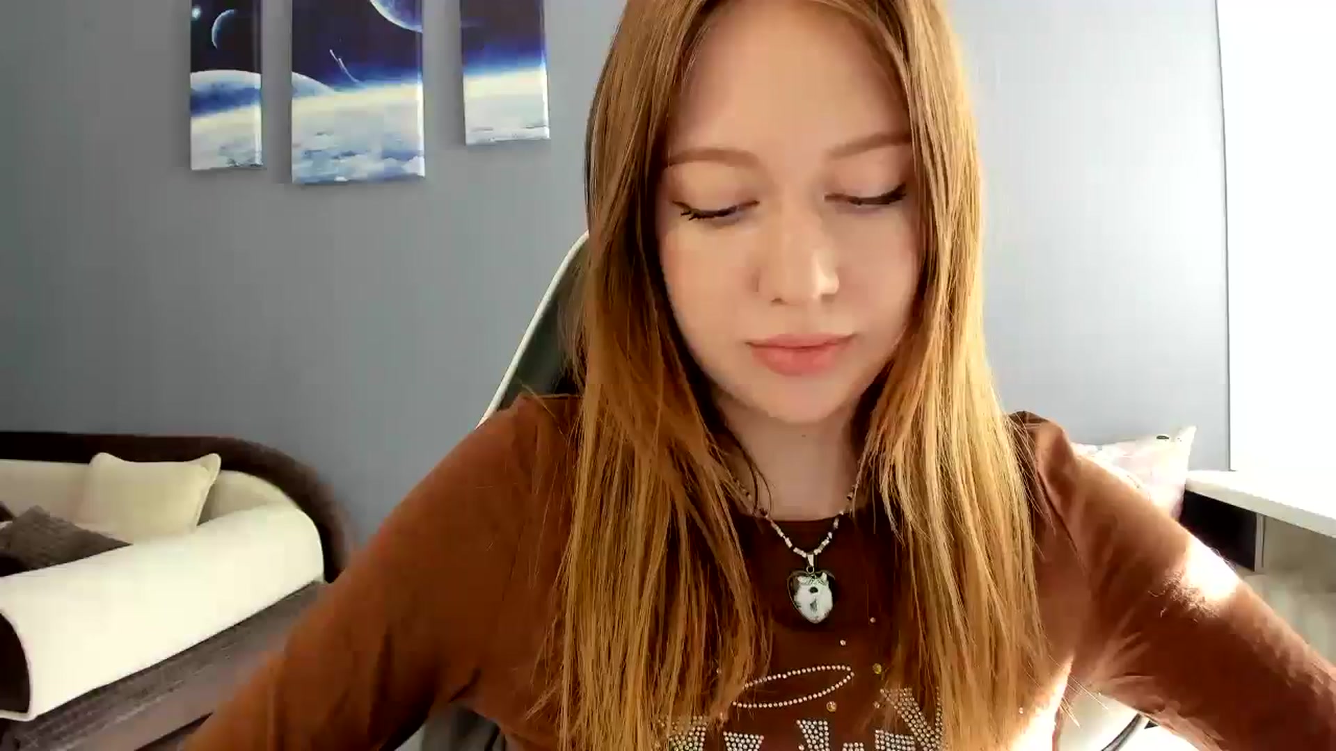 Gallery image thumbnail from RoboSasha's myfreecams stream on, 05/21/2025, 13:55 image 11 of 20