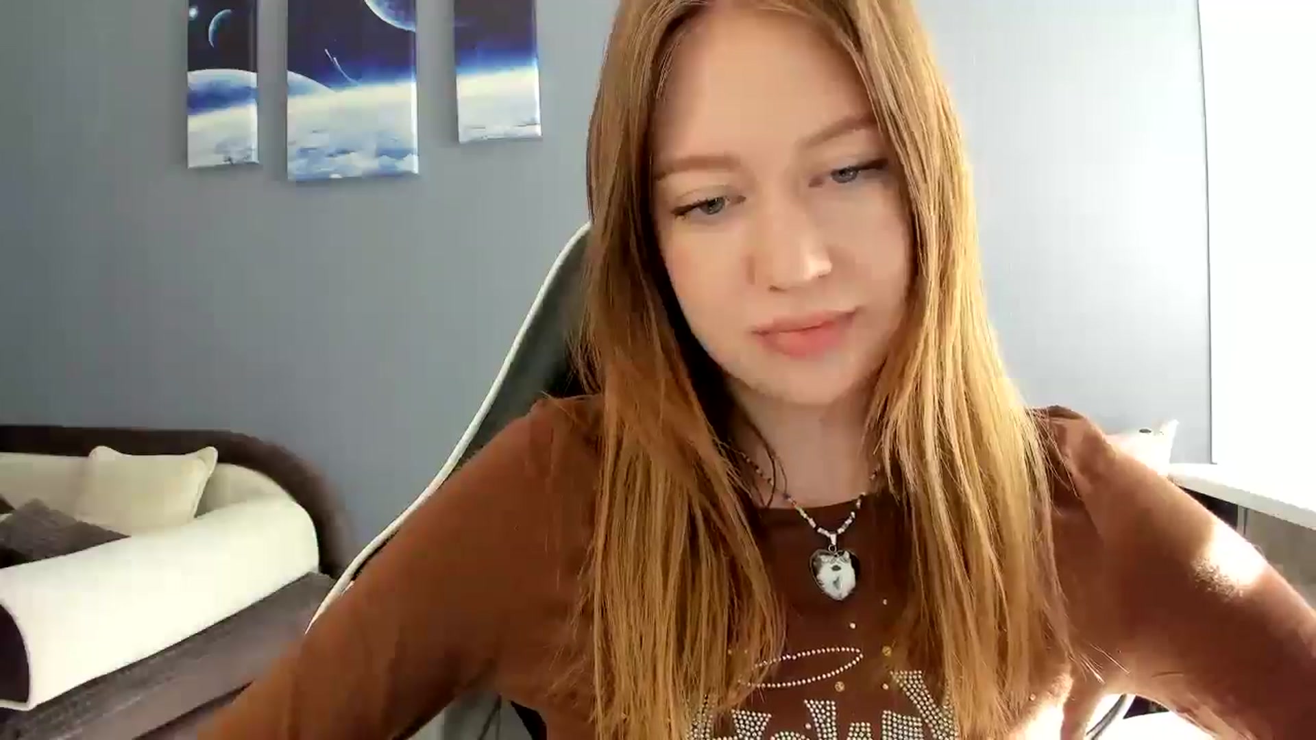 Gallery image thumbnail from RoboSasha's myfreecams stream on, 05/21/2025, 13:55 image 10 of 20