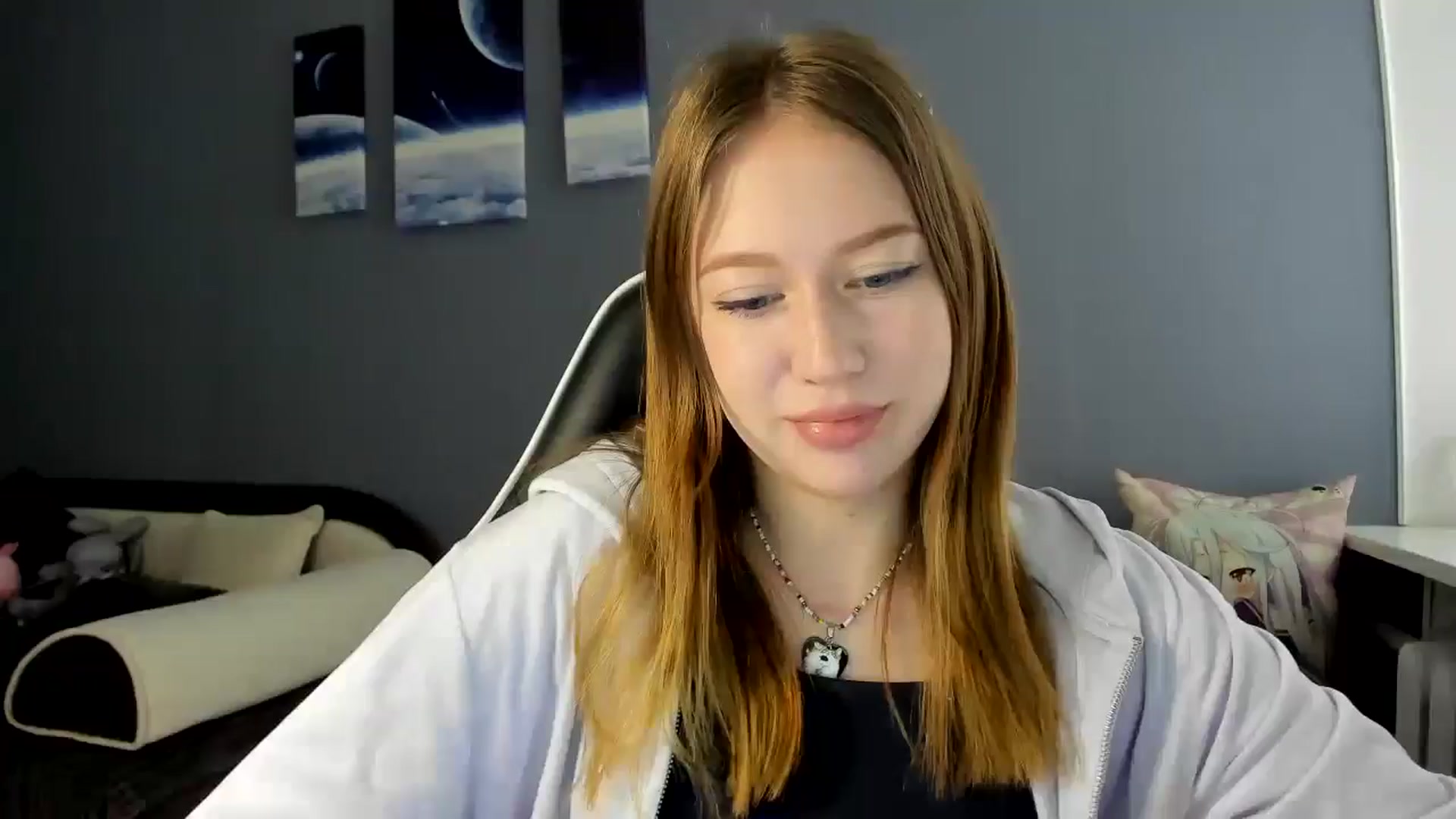 Gallery image thumbnail from RoboSasha's myfreecams stream on, 05/25/2025, 13:09 image 1 of 20