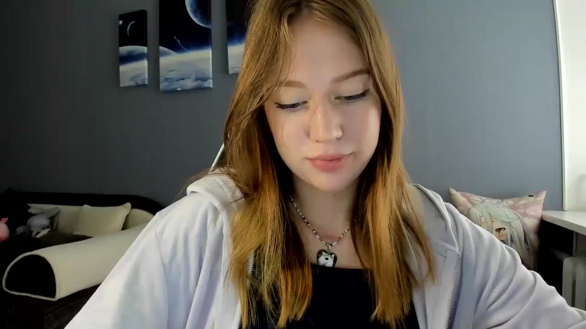 Gallery image thumbnail from RoboSasha's myfreecams stream on, 05/25/2025, 13:09 image 6 of 20