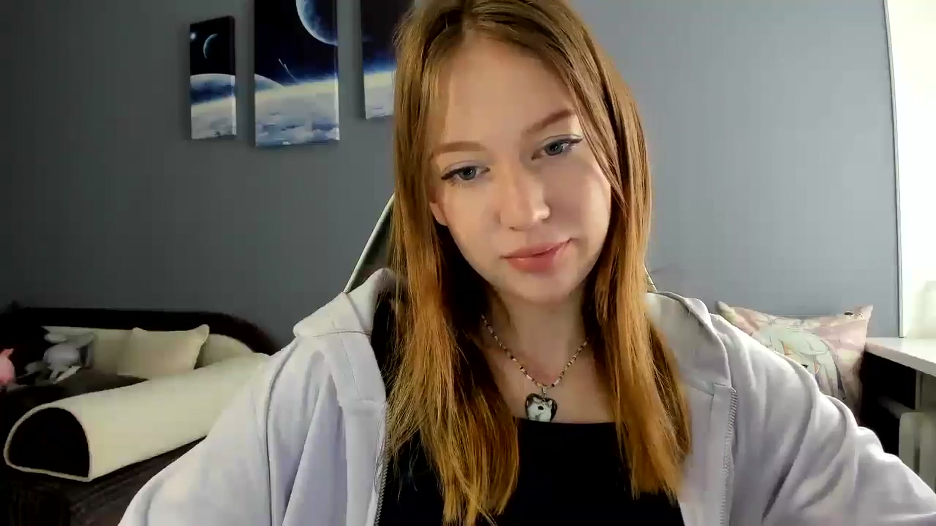 Gallery image thumbnail from RoboSasha's myfreecams stream on, 05/25/2025, 13:09 image 18 of 20