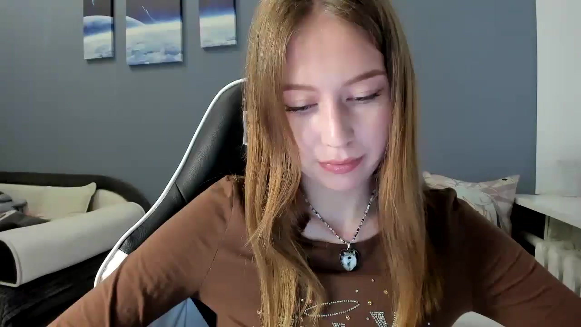Gallery image thumbnail from RoboSasha's myfreecams stream on, 05/26/2025, 13:09 image 3 of 20