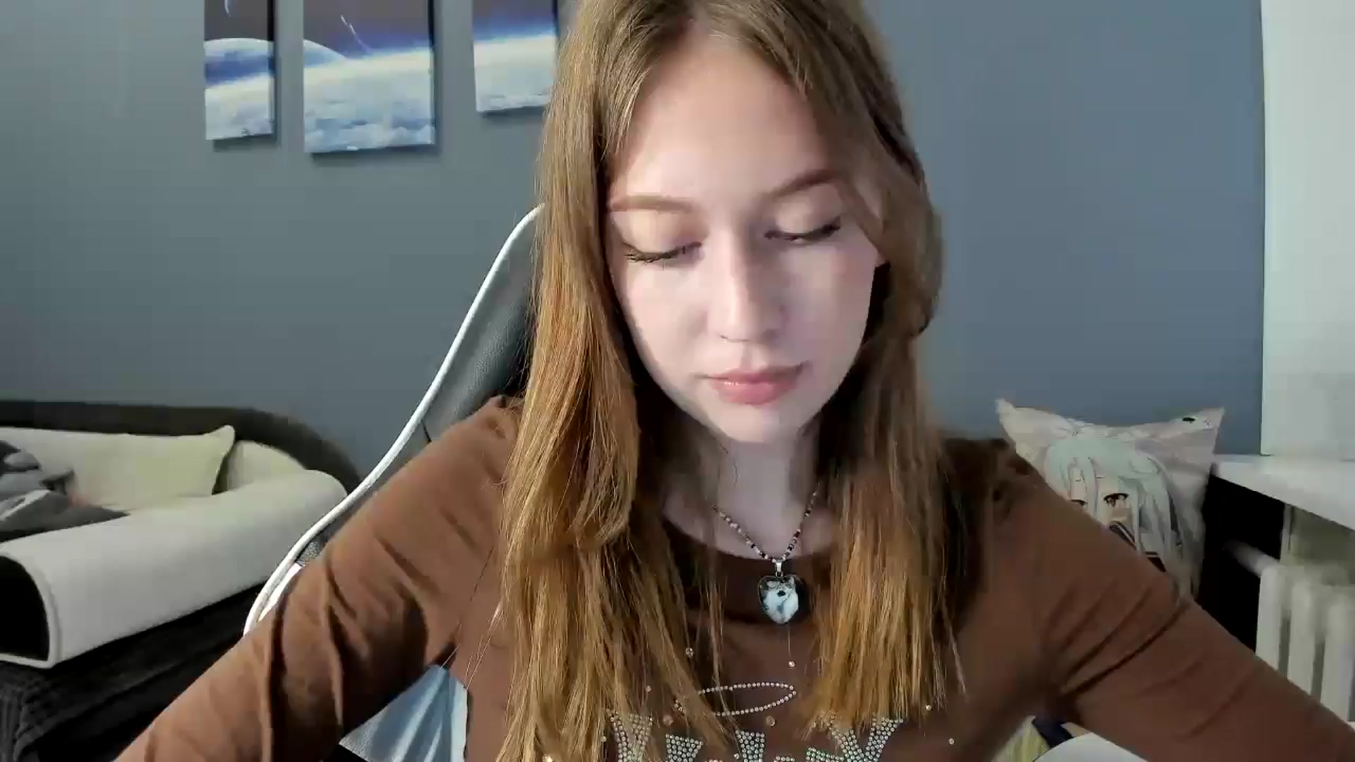 Gallery image thumbnail from RoboSasha's myfreecams stream on, 05/26/2025, 13:09 image 16 of 20