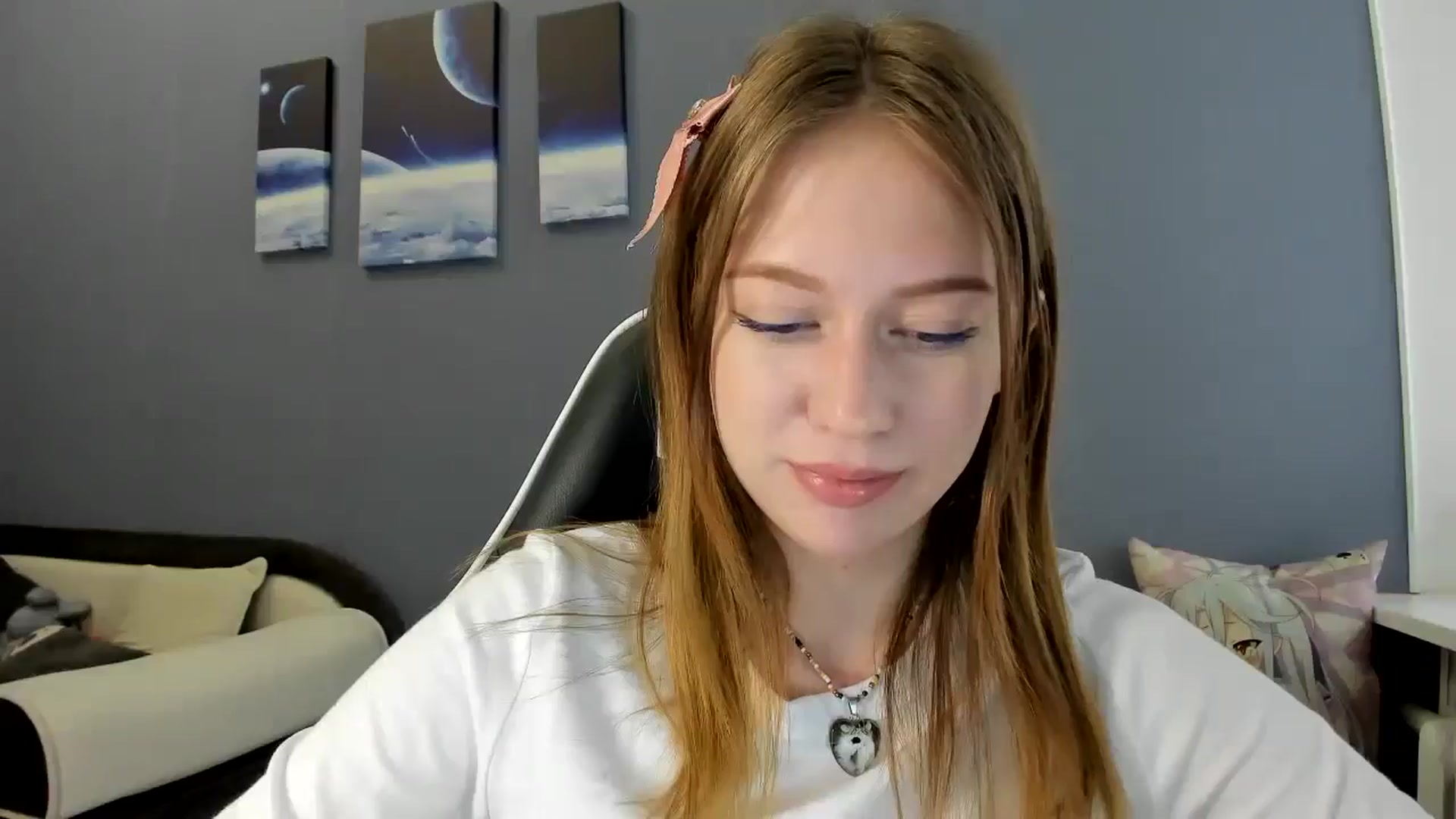 Gallery image thumbnail from RoboSasha's myfreecams stream on, 05/28/2025, 11:25 image 8 of 20