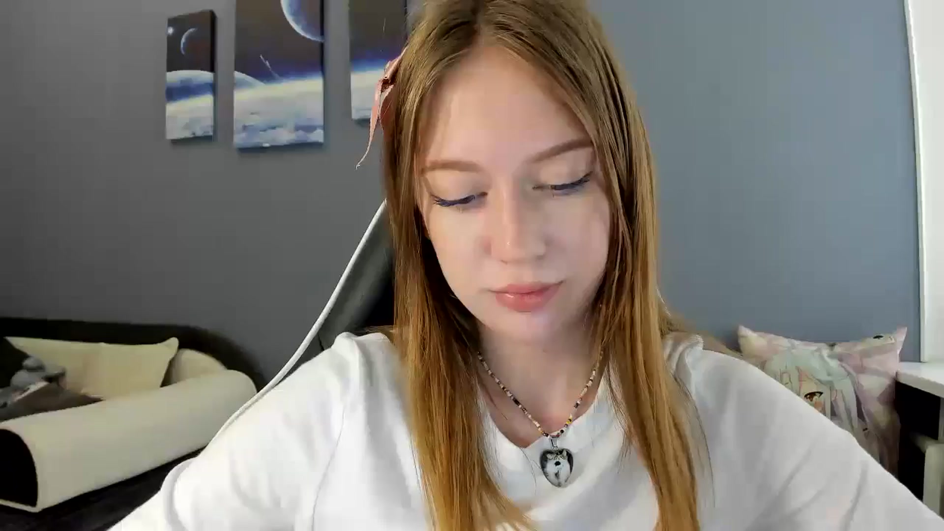 Gallery image thumbnail from RoboSasha's myfreecams stream on, 05/28/2025, 11:25 image 20 of 20