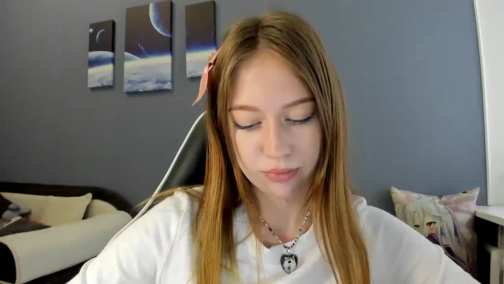 Gallery image thumbnail from RoboSasha's myfreecams stream on, 05/28/2025, 11:25 image 2 of 20