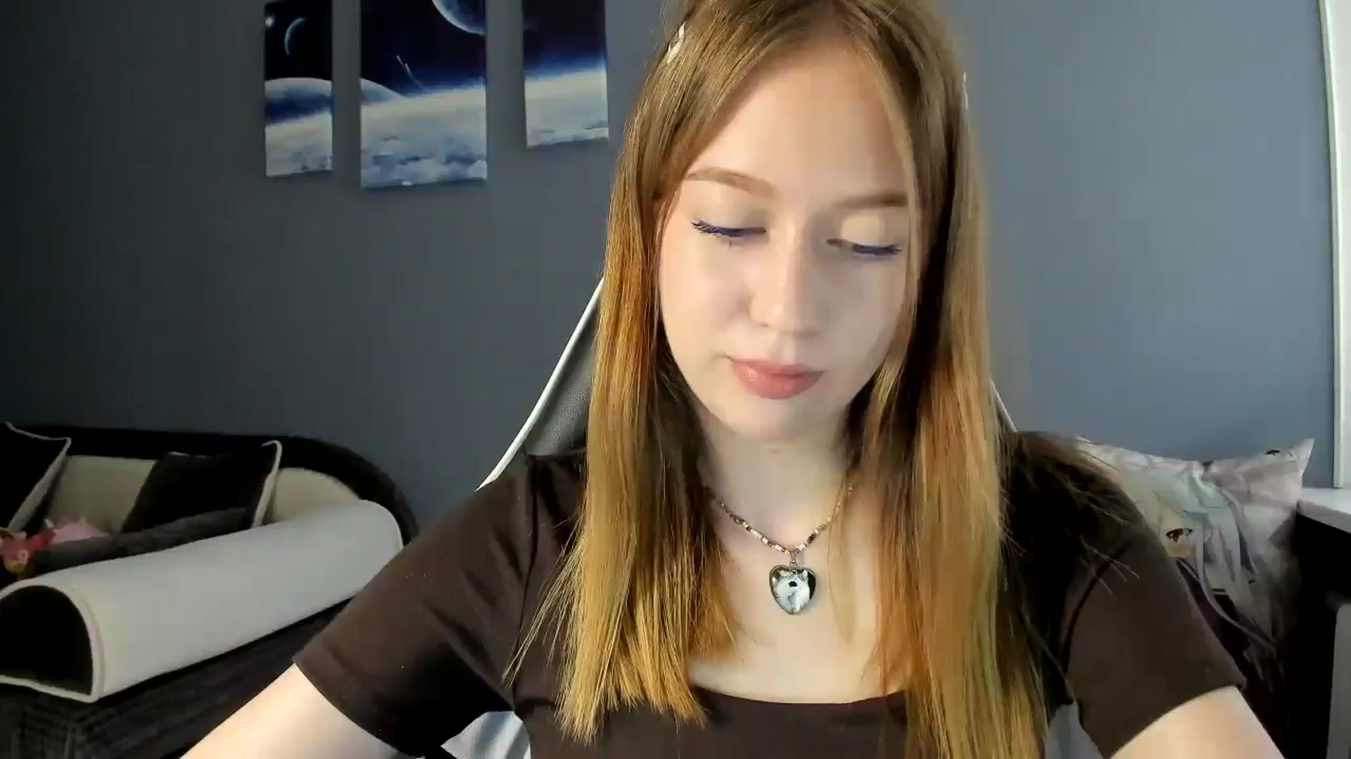 Gallery image thumbnail from RoboSasha's myfreecams stream on, 05/29/2025, 11:32 image 11 of 20