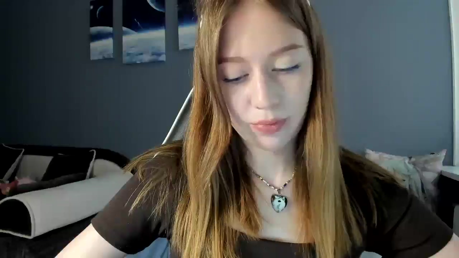 Gallery image thumbnail from RoboSasha's myfreecams stream on, 05/29/2025, 11:32 image 10 of 20