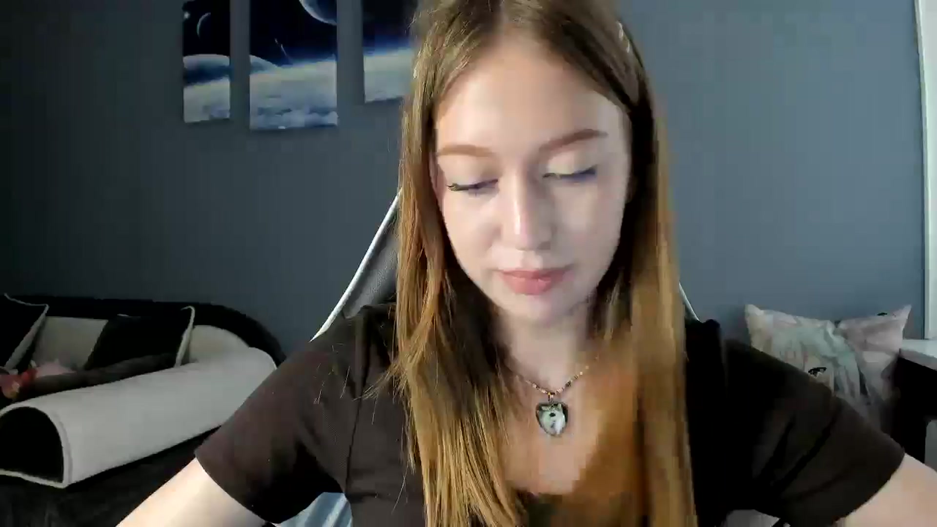 Gallery image thumbnail from RoboSasha's myfreecams stream on, 05/29/2025, 11:32 image 18 of 20