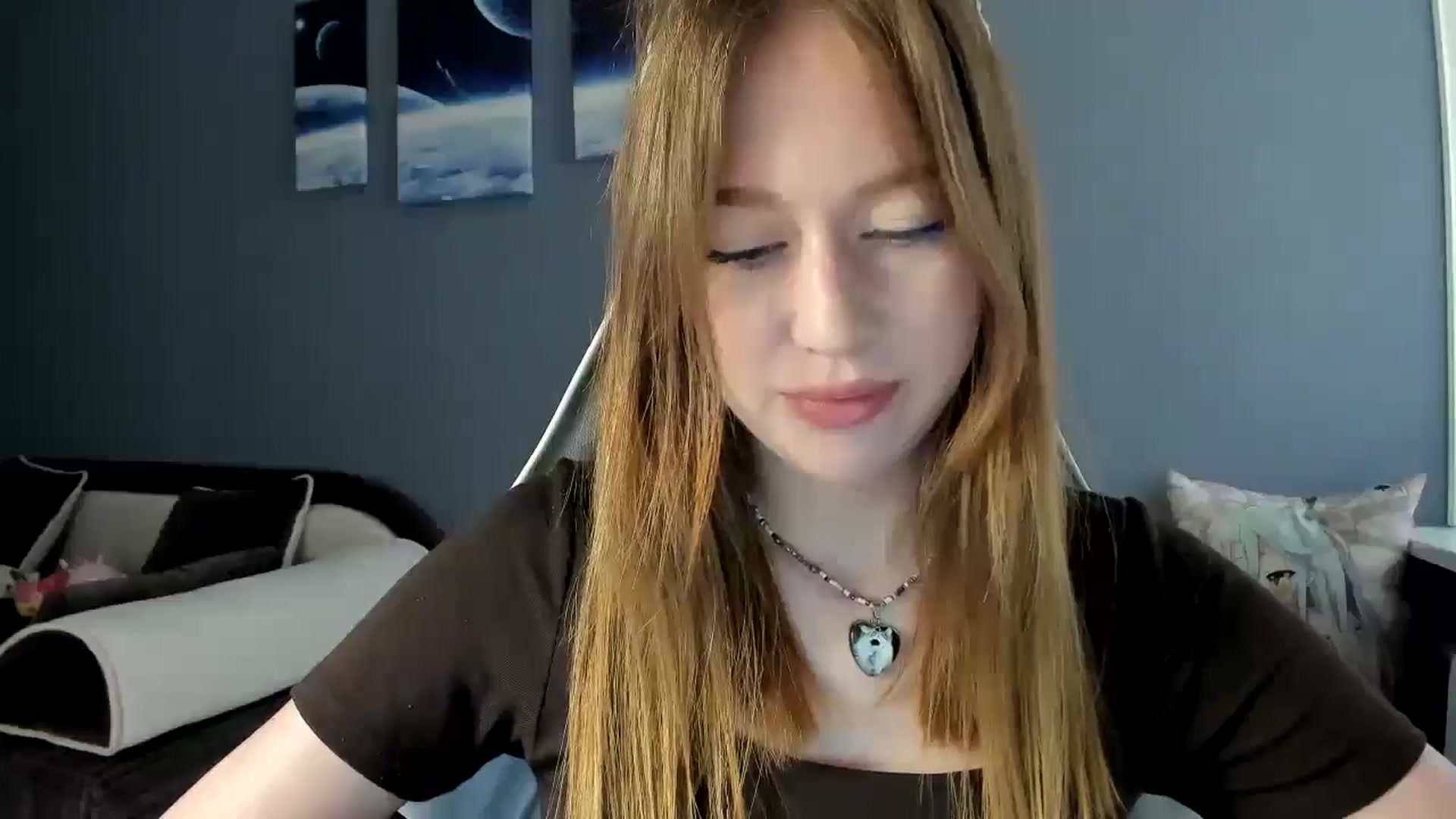 Gallery image thumbnail from RoboSasha's myfreecams stream on, 05/29/2025, 11:32 image 5 of 20