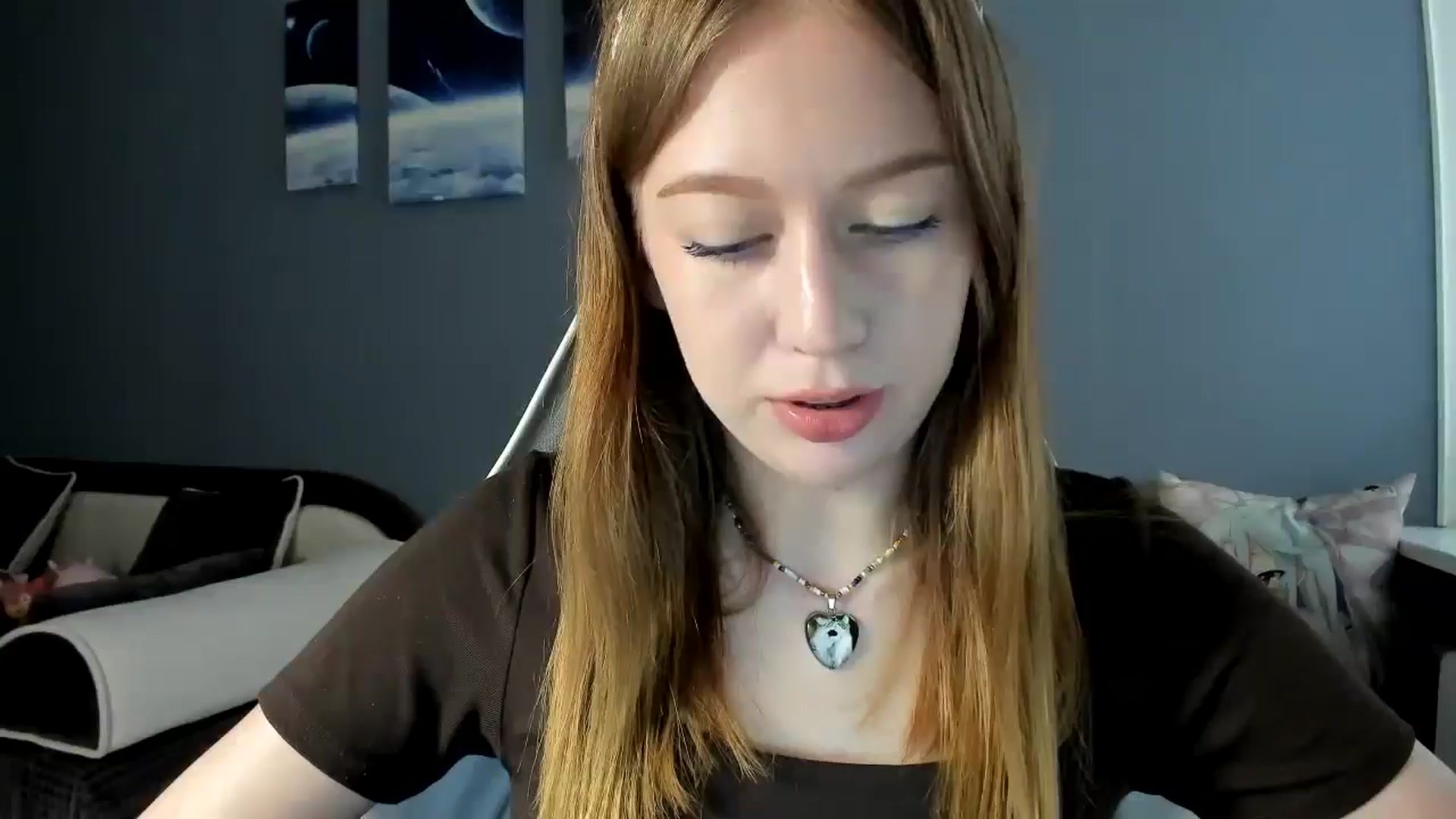 Gallery image thumbnail from RoboSasha's myfreecams stream on, 05/29/2025, 11:32 image 13 of 20