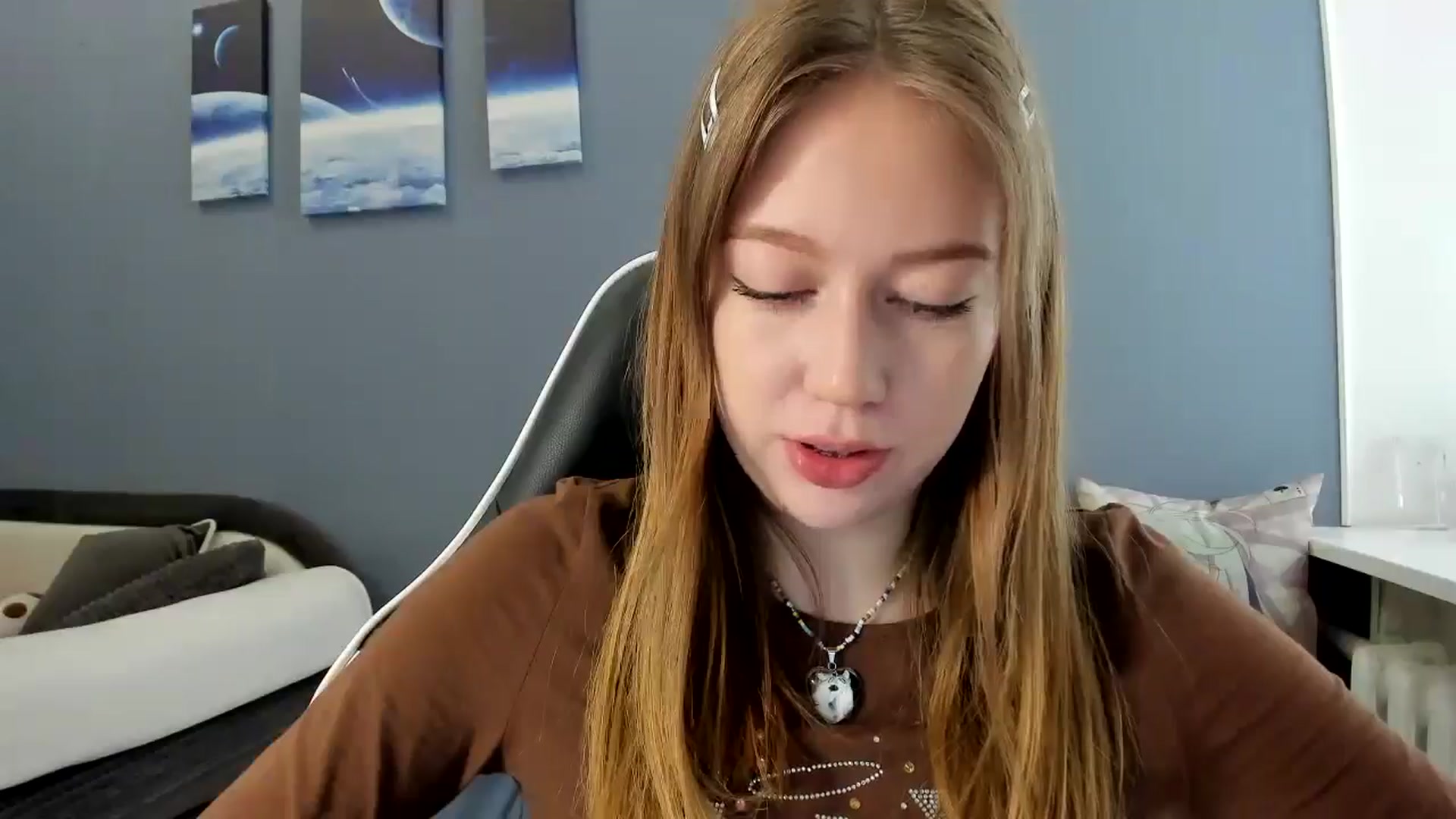 Gallery image thumbnail from RoboSasha's myfreecams stream on, 06/01/2025, 12:18 image 9 of 20
