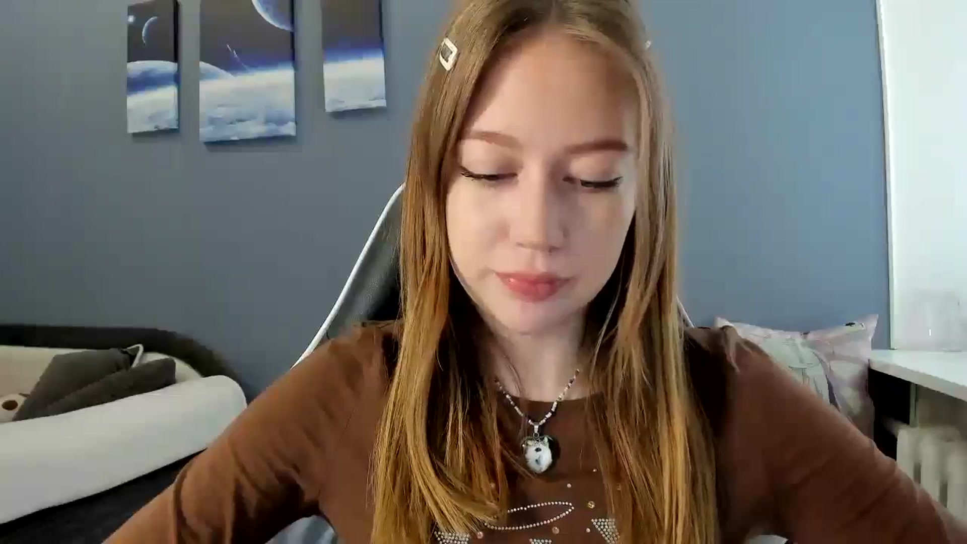 Gallery image thumbnail from RoboSasha's myfreecams stream on, 06/01/2025, 12:18 image 5 of 20