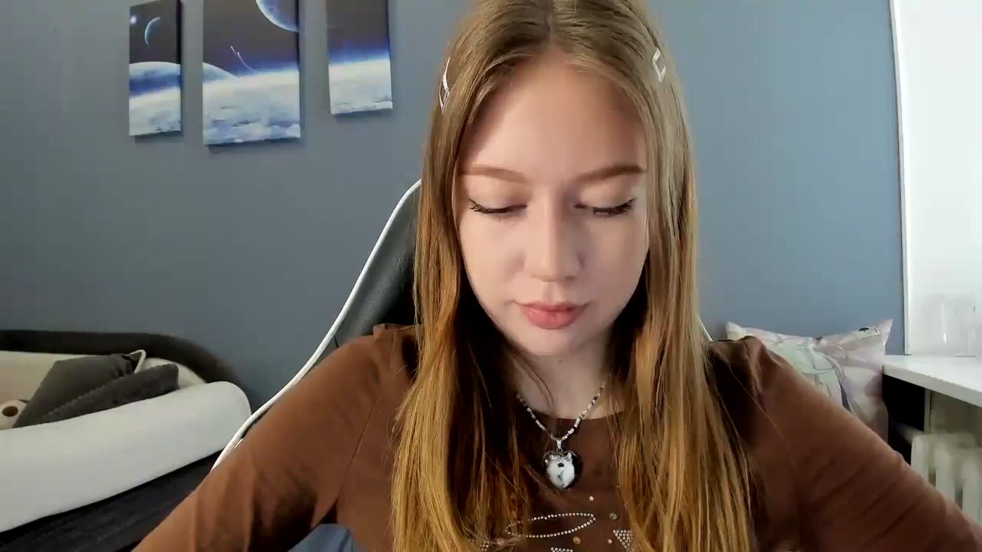Gallery image thumbnail from RoboSasha's myfreecams stream on, 06/01/2025, 12:18 image 8 of 20