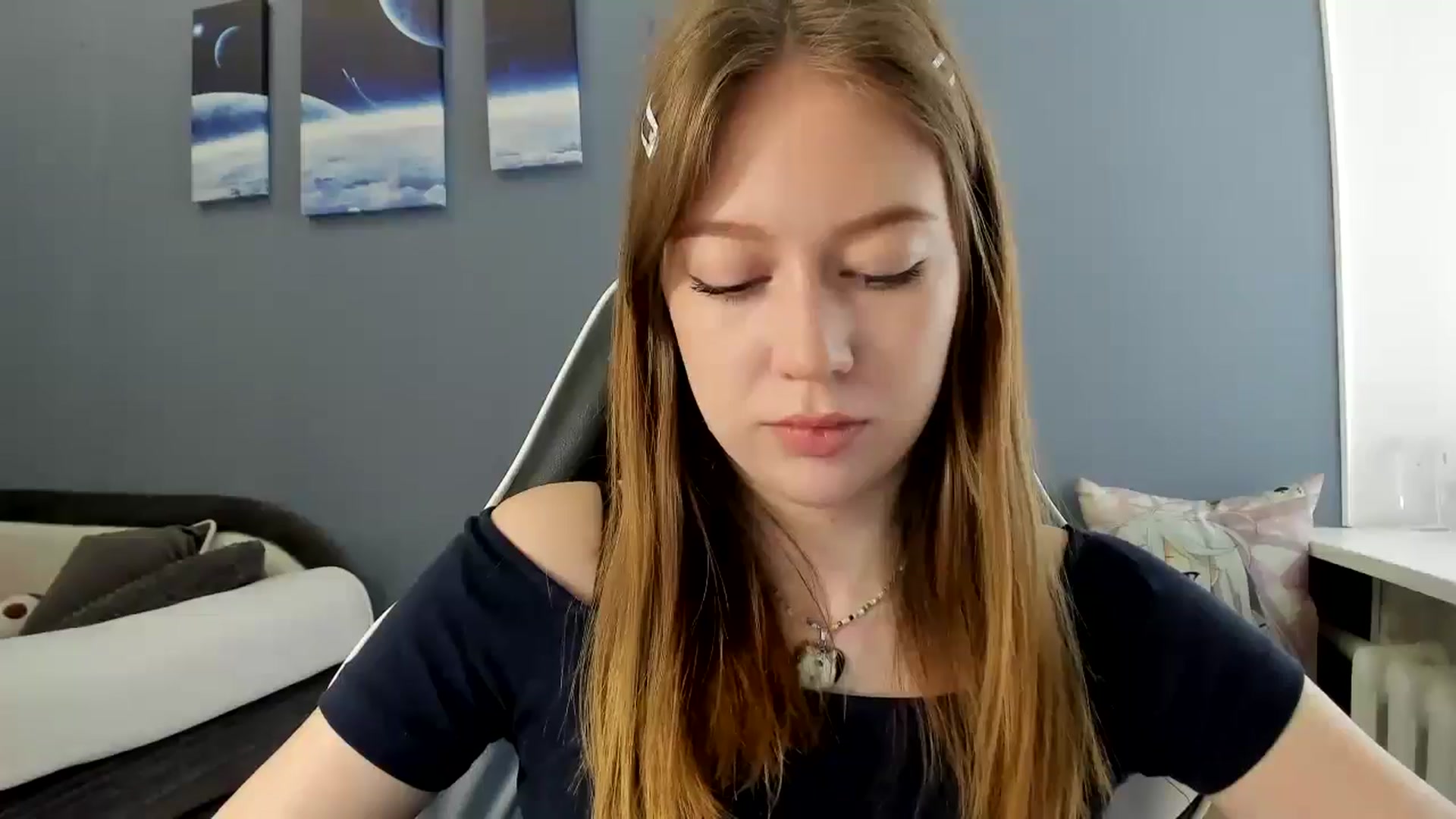 Gallery image thumbnail from RoboSasha's myfreecams stream on, 06/01/2025, 12:18 image 19 of 20