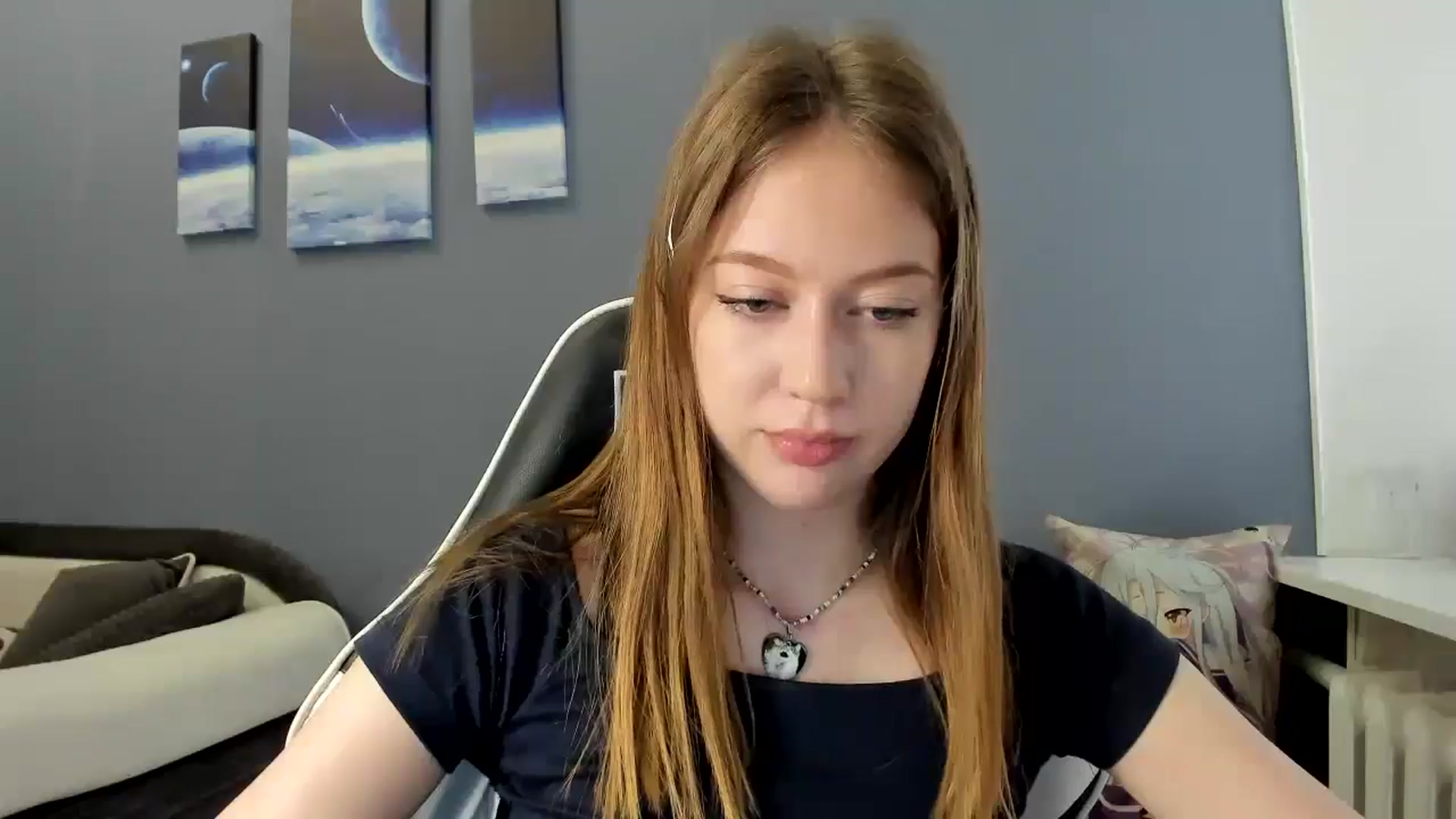 Gallery image thumbnail from RoboSasha's myfreecams stream on, 06/01/2025, 13:50 image 17 of 20
