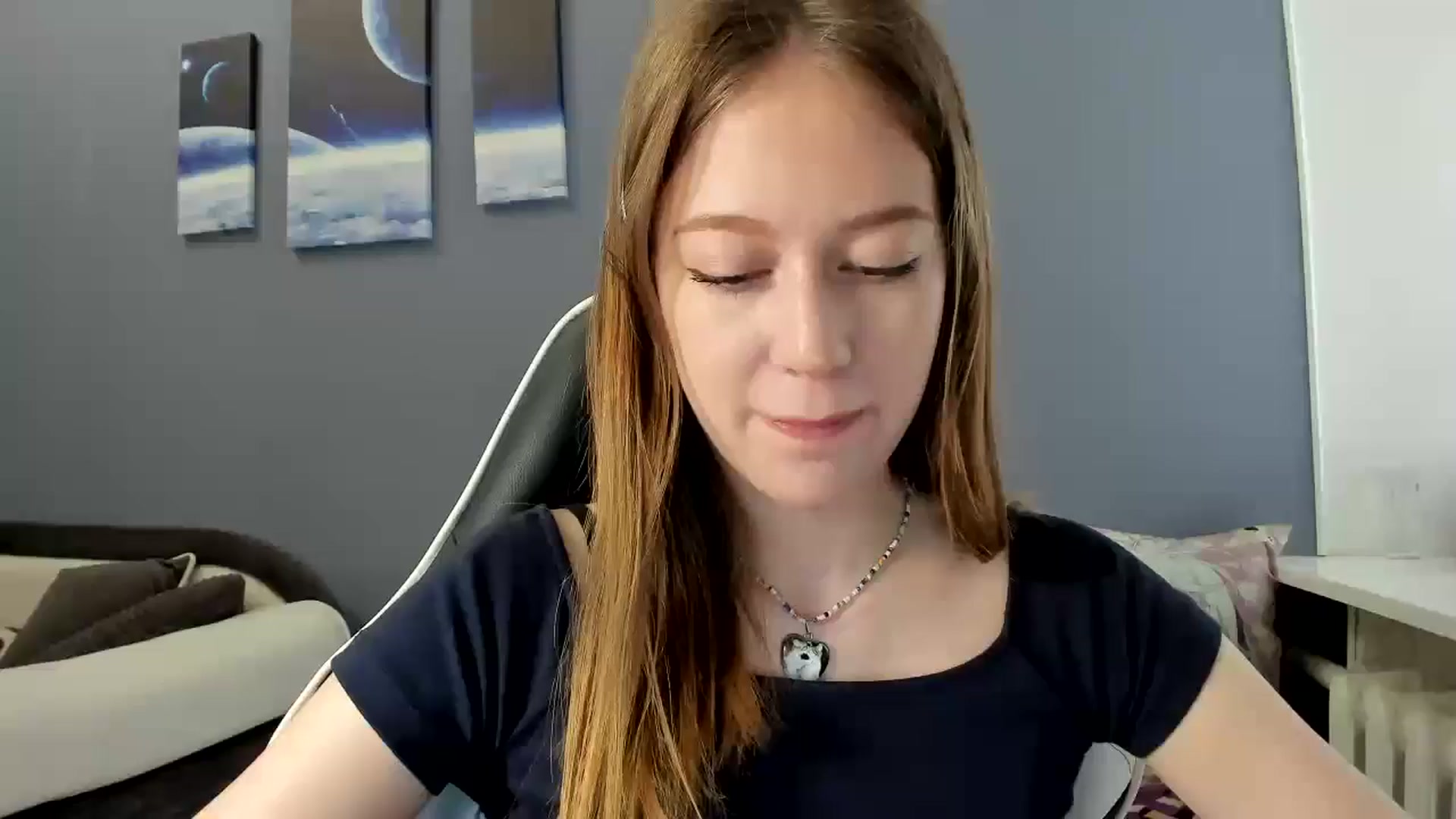 Gallery image thumbnail from RoboSasha's myfreecams stream on, 06/01/2025, 13:50 image 13 of 20