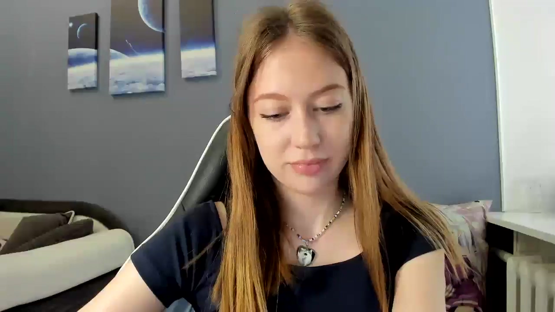 Gallery image thumbnail from RoboSasha's myfreecams stream on, 06/01/2025, 13:50 image 10 of 20