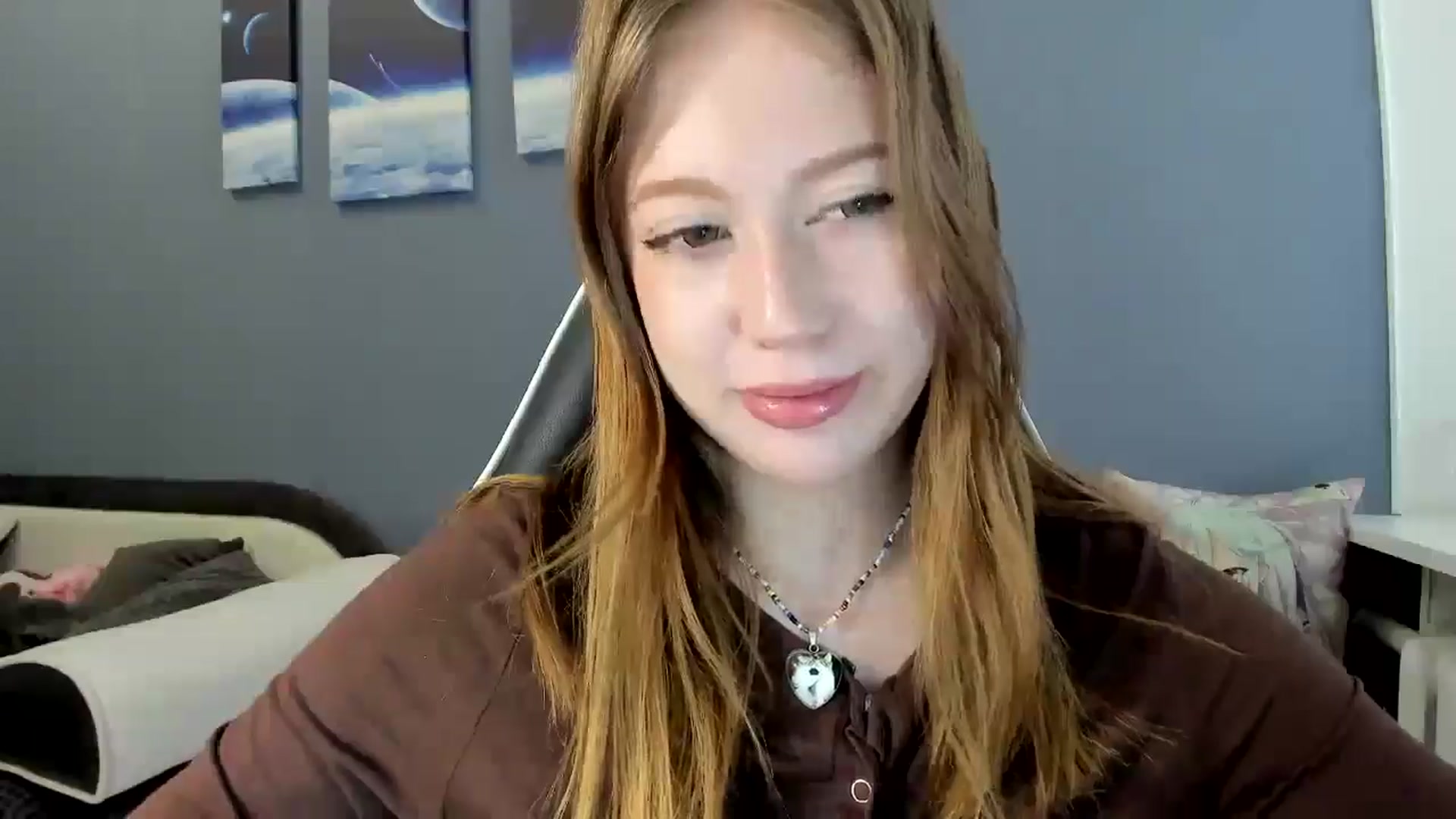 Gallery image thumbnail from RoboSasha's myfreecams stream on, 06/06/2025, 11:14 image 7 of 20