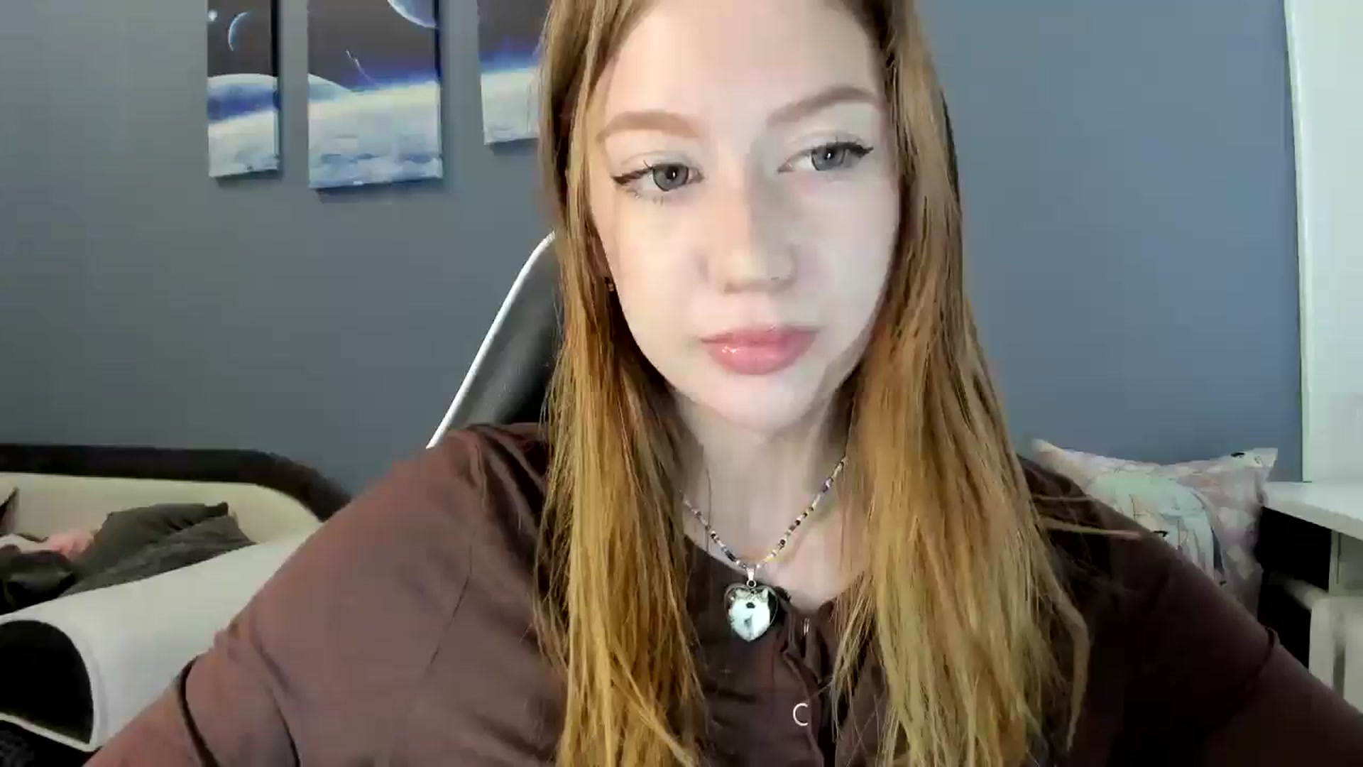 Gallery image thumbnail from RoboSasha's myfreecams stream on, 06/06/2025, 11:14 image 1 of 20