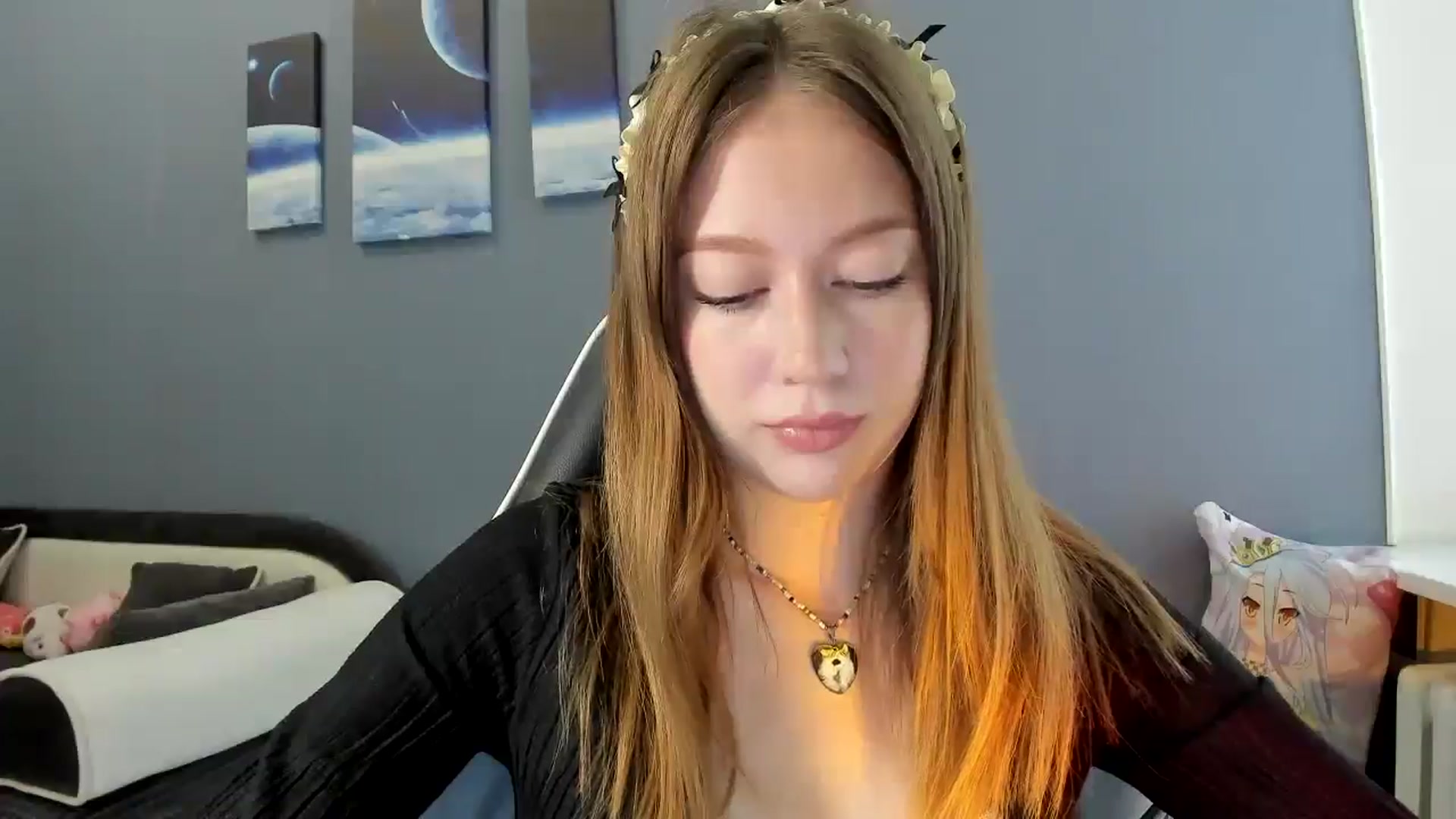 Gallery image thumbnail from RoboSasha's myfreecams stream on, 06/09/2025, 11:46 image 9 of 20