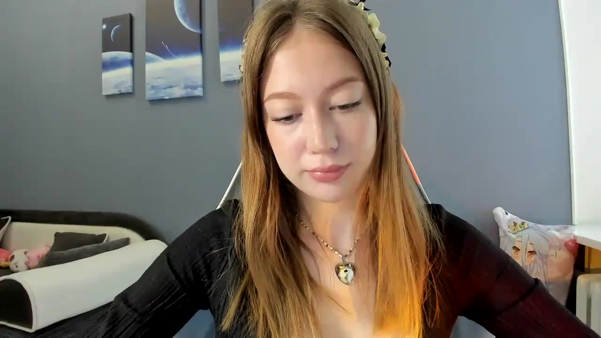 Gallery image thumbnail from RoboSasha's myfreecams stream on, 06/09/2025, 11:46 image 5 of 20