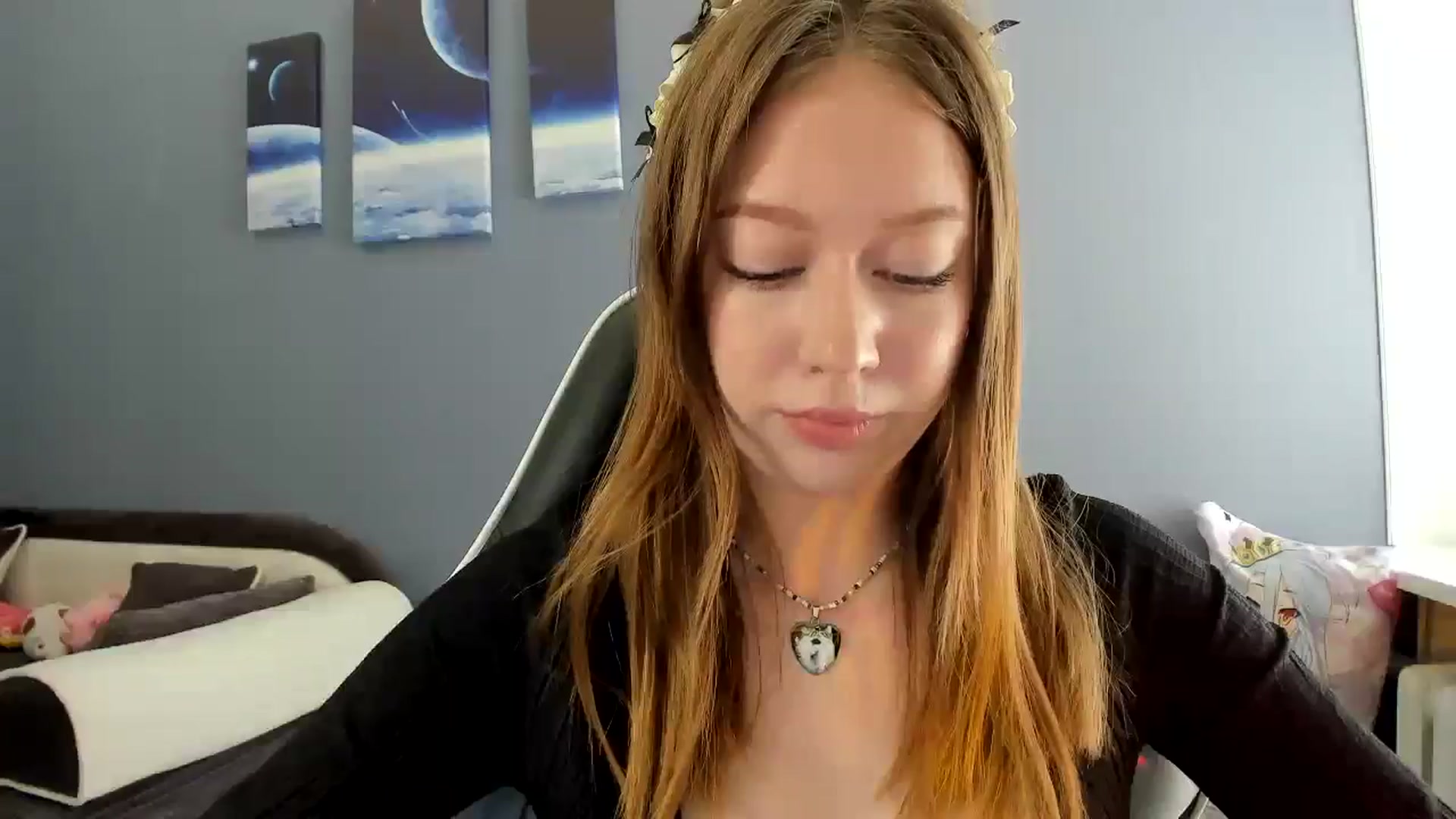 Gallery image thumbnail from RoboSasha's myfreecams stream on, 06/09/2025, 13:23 image 8 of 20