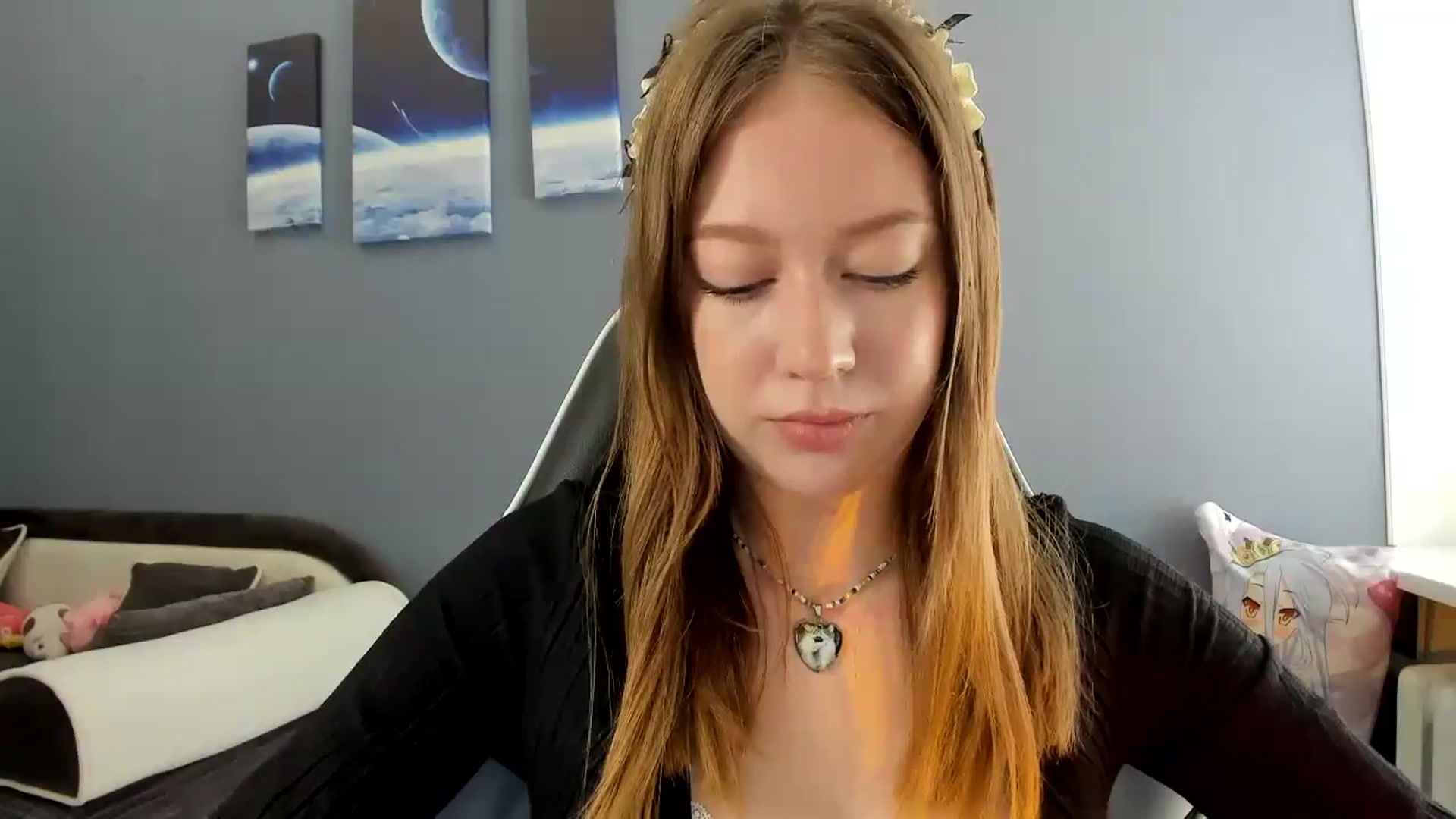 Gallery image thumbnail from RoboSasha's myfreecams stream on, 06/09/2025, 13:23 image 4 of 20