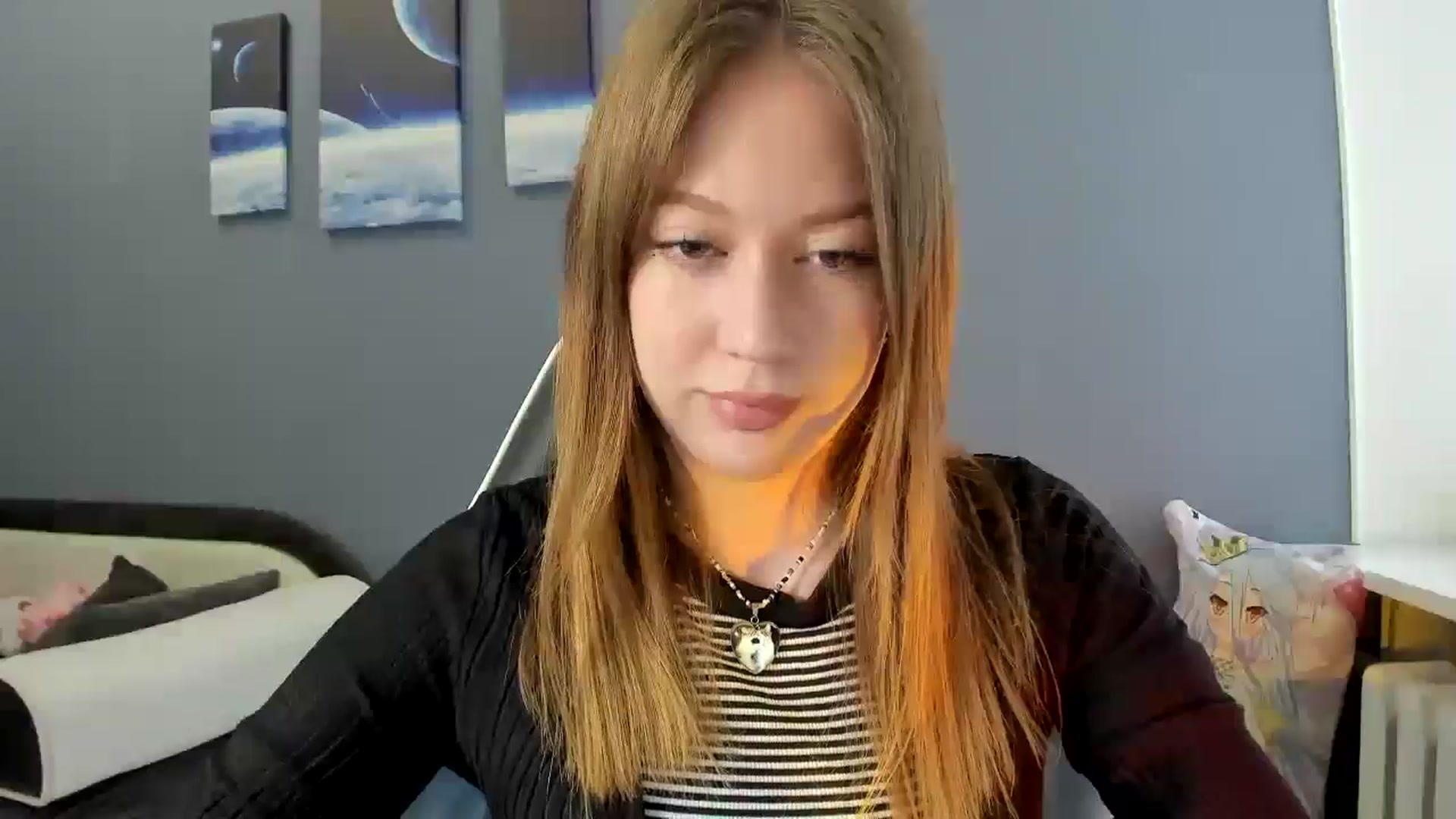 Gallery image thumbnail from RoboSasha's myfreecams stream on, 06/10/2025, 10:44 image 15 of 20