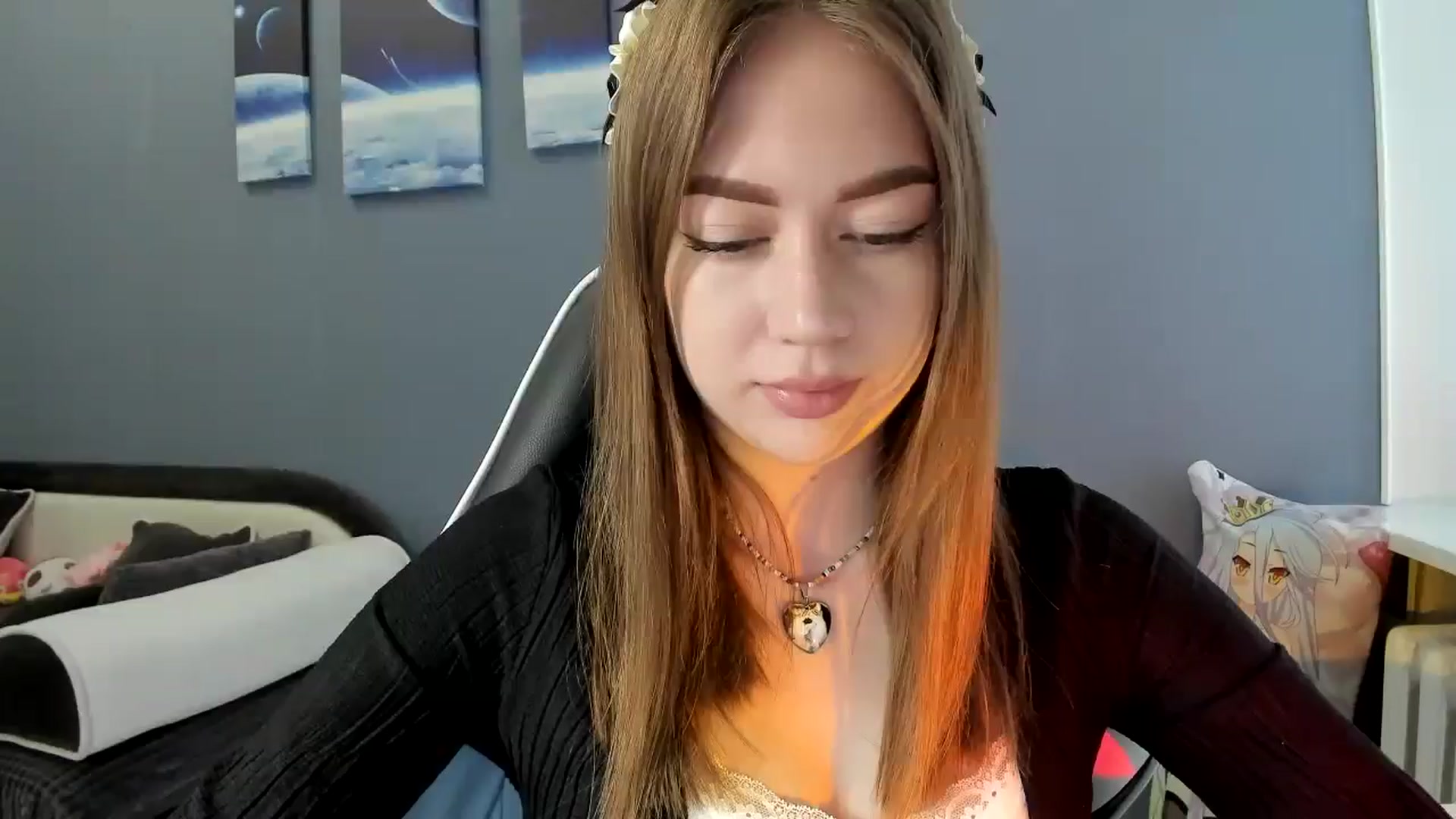 Gallery image thumbnail from RoboSasha's myfreecams stream on, 06/15/2025, 09:46 image 5 of 20