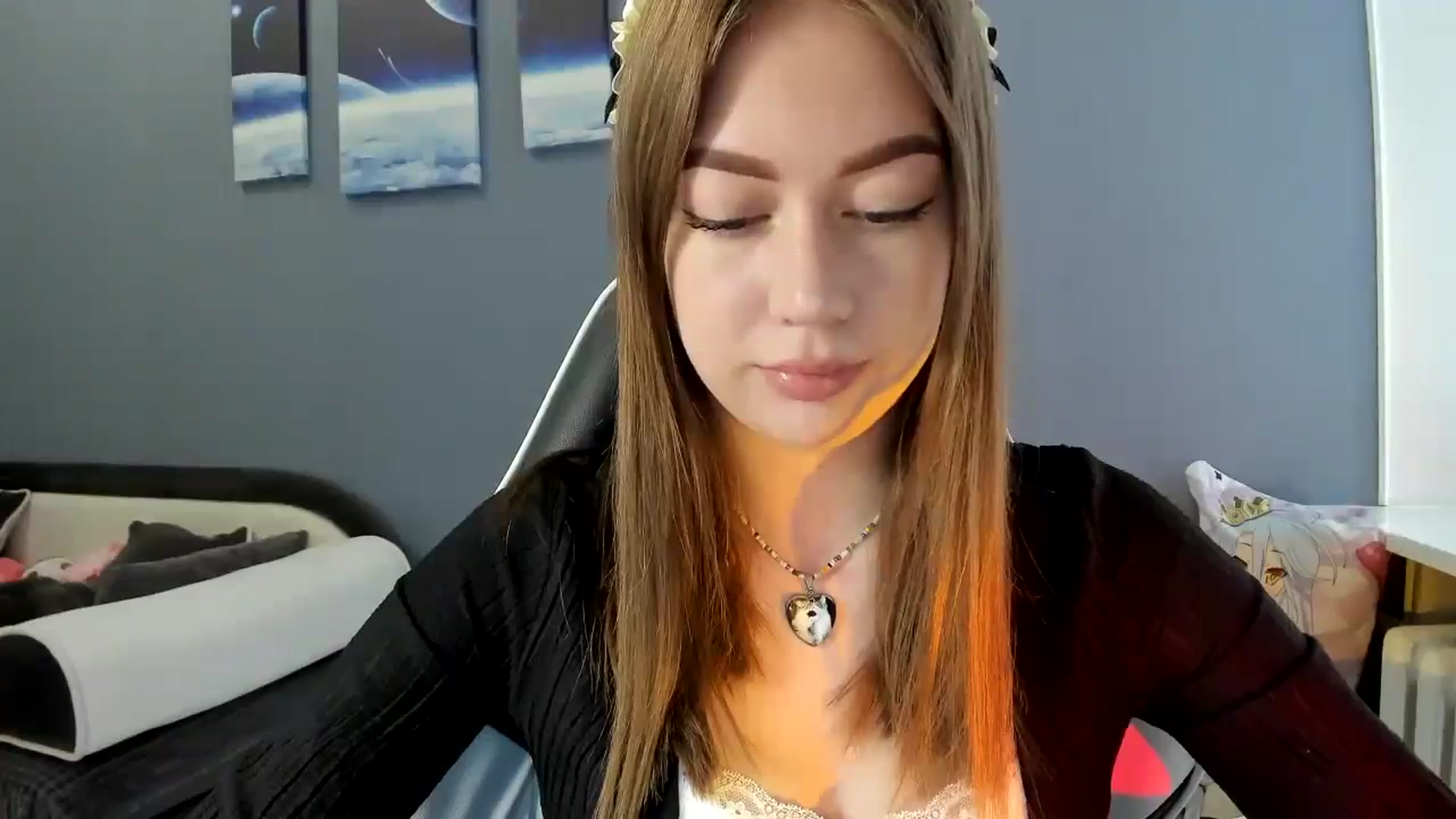 Gallery image thumbnail from RoboSasha's myfreecams stream on, 06/15/2025, 09:46 image 19 of 20