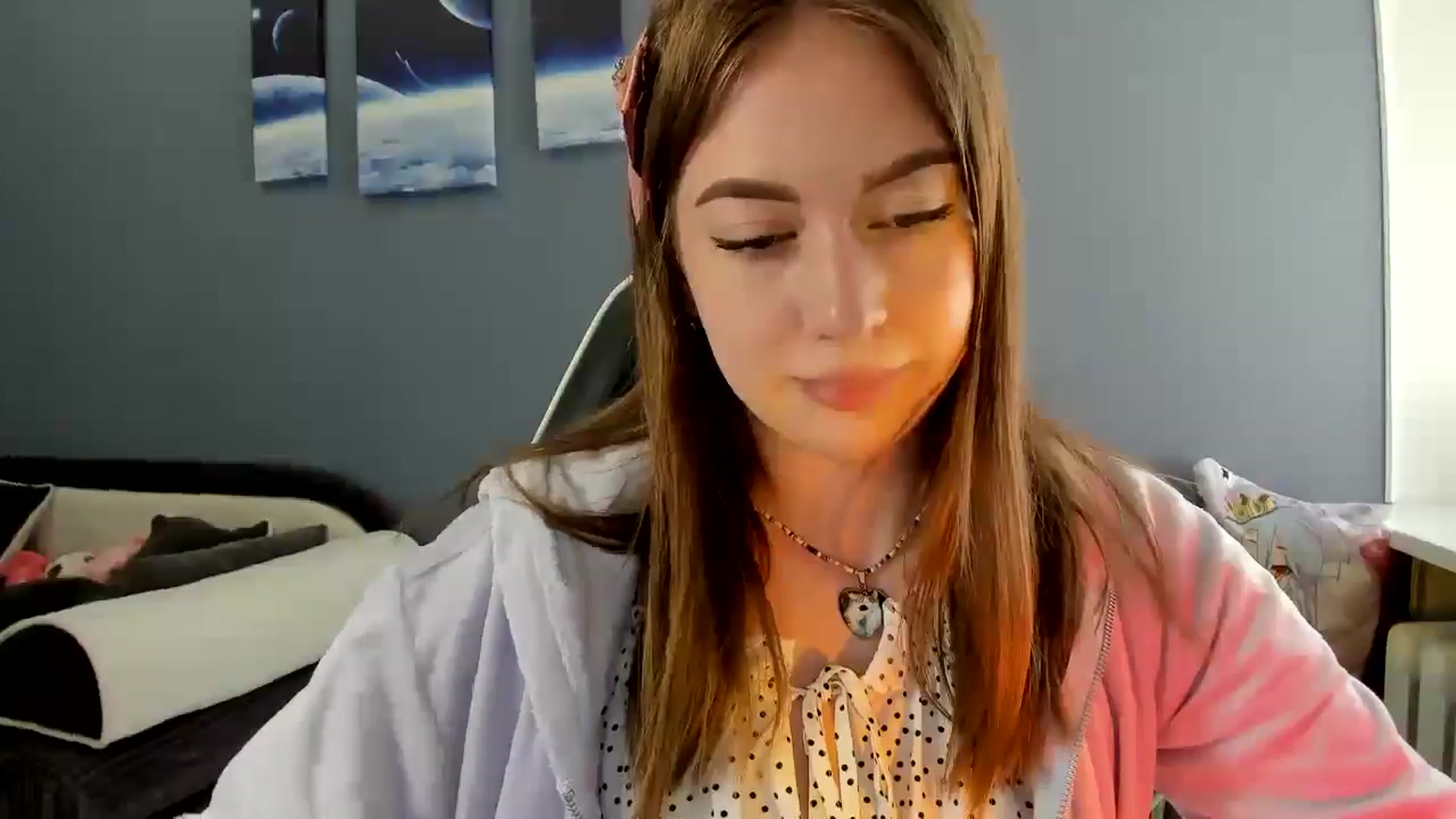 Gallery image thumbnail from RoboSasha's myfreecams stream on, 06/16/2025, 12:52 image 10 of 20