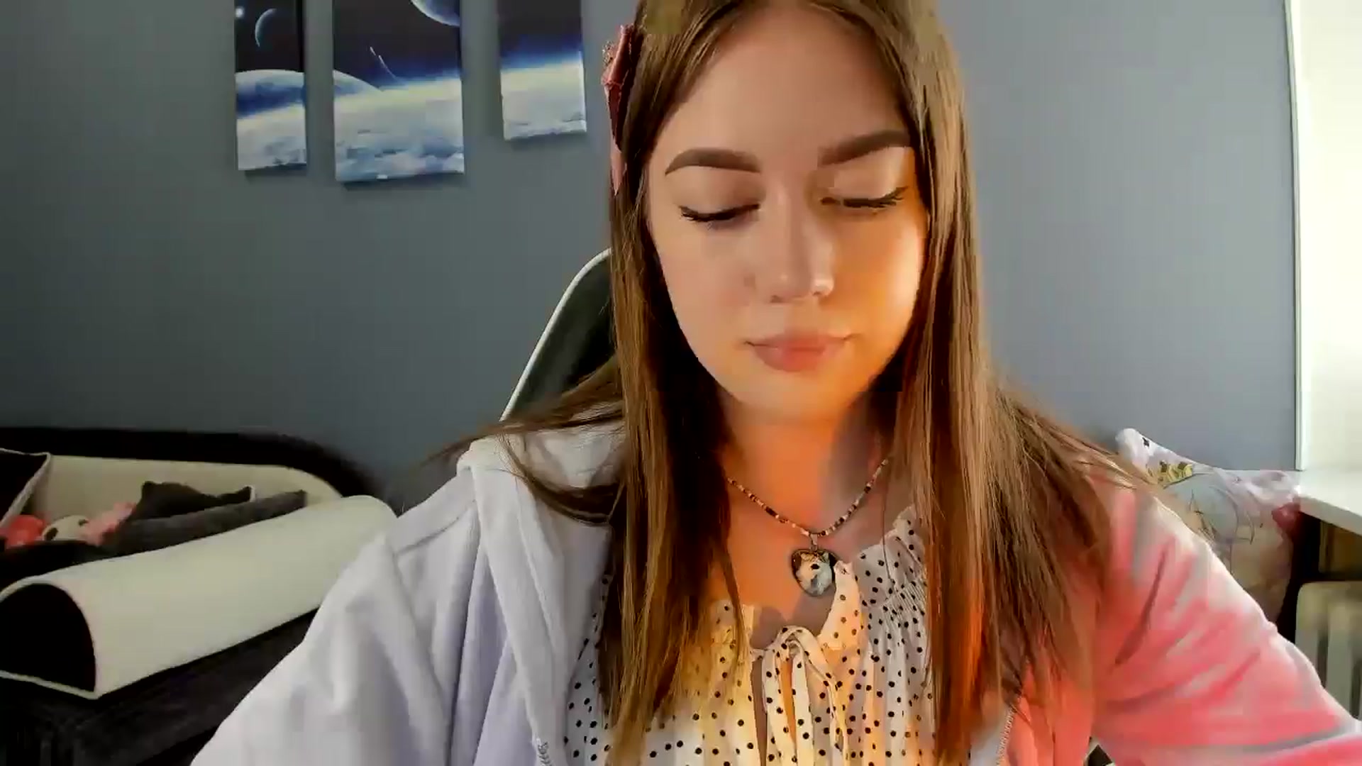 Gallery image thumbnail from RoboSasha's myfreecams stream on, 06/16/2025, 12:52 image 11 of 20