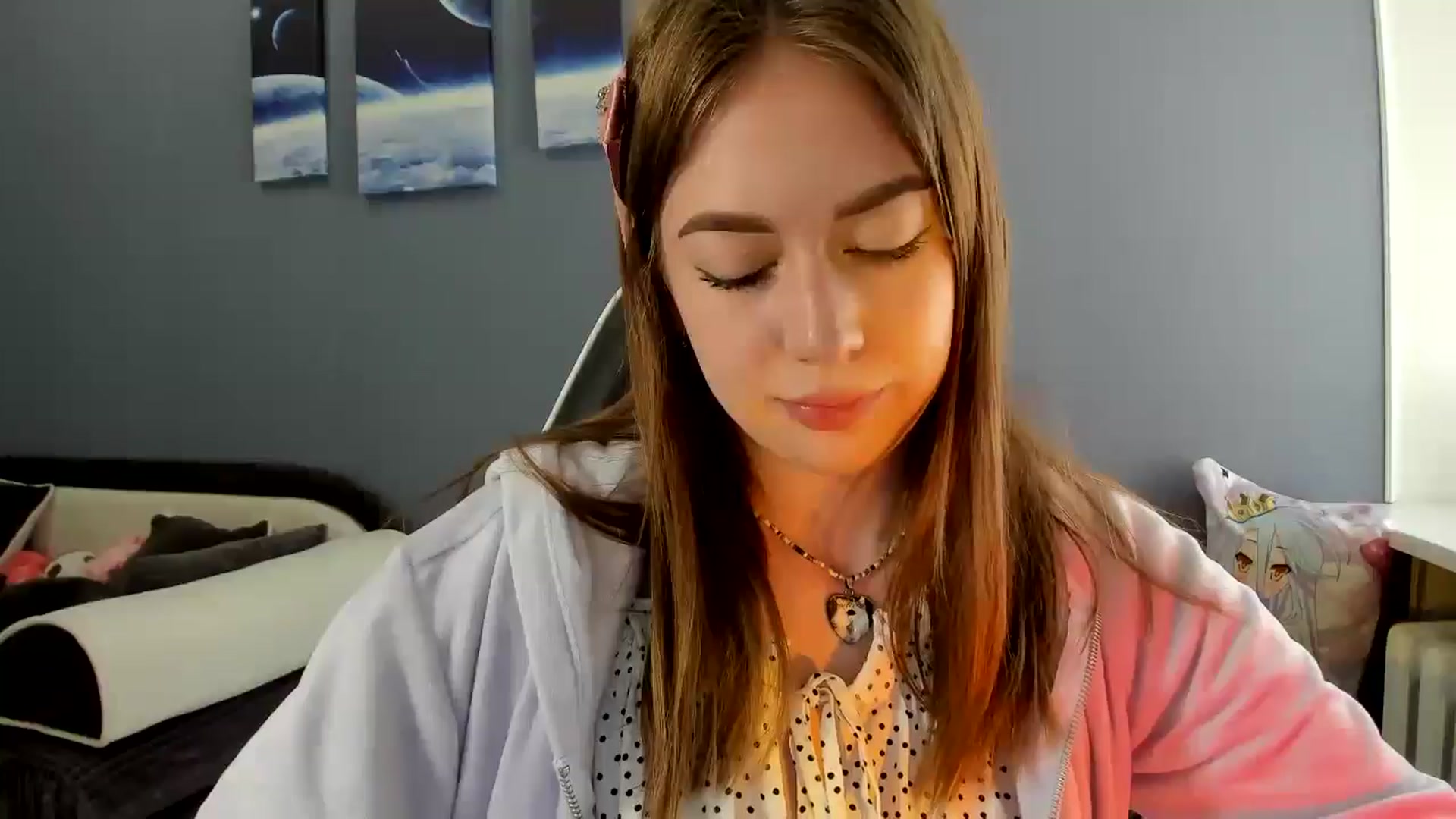 Gallery image thumbnail from RoboSasha's myfreecams stream on, 06/16/2025, 12:52 image 8 of 20
