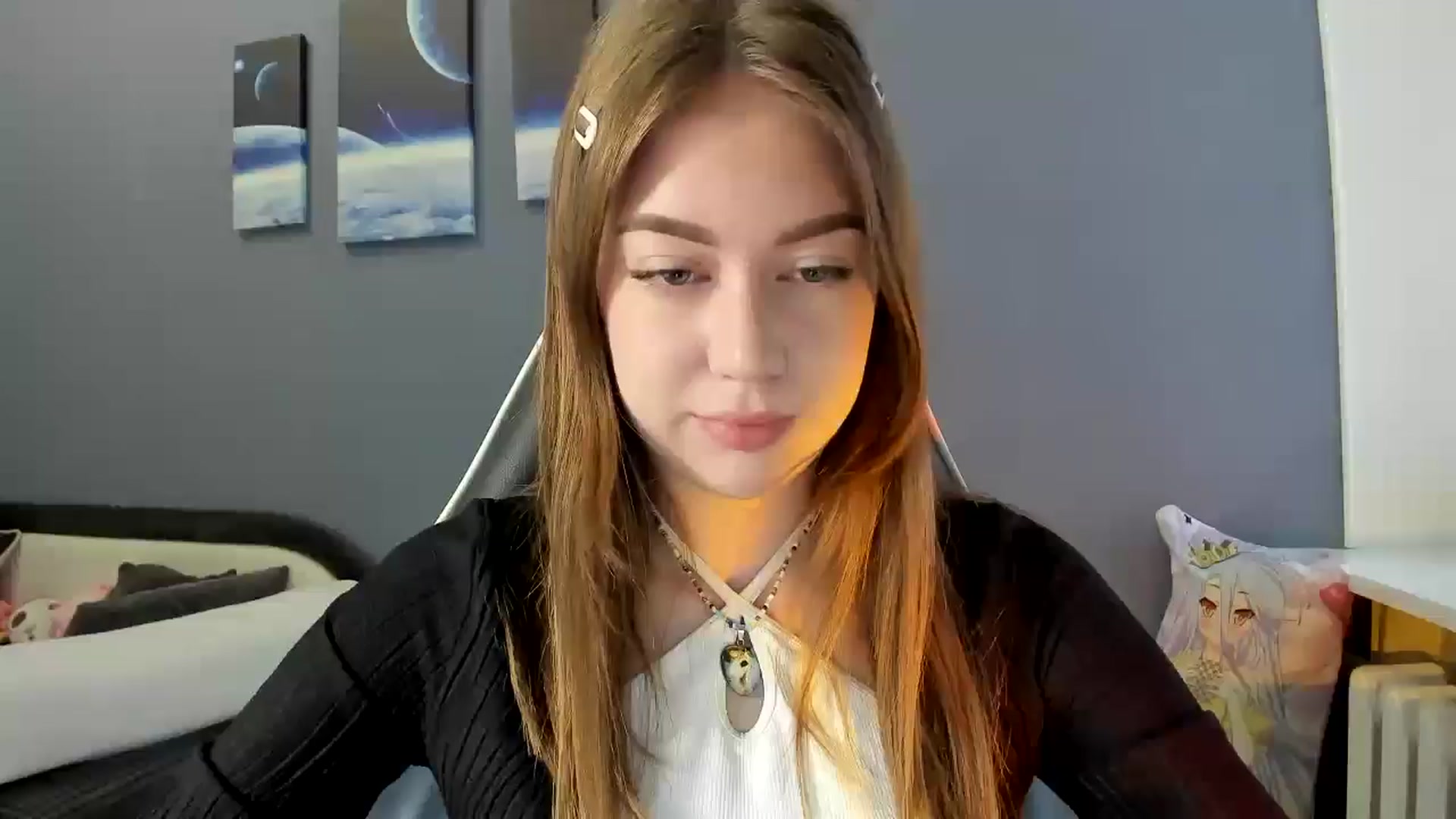 Gallery image thumbnail from RoboSasha's myfreecams stream on, 06/18/2025, 10:36 image 1 of 20
