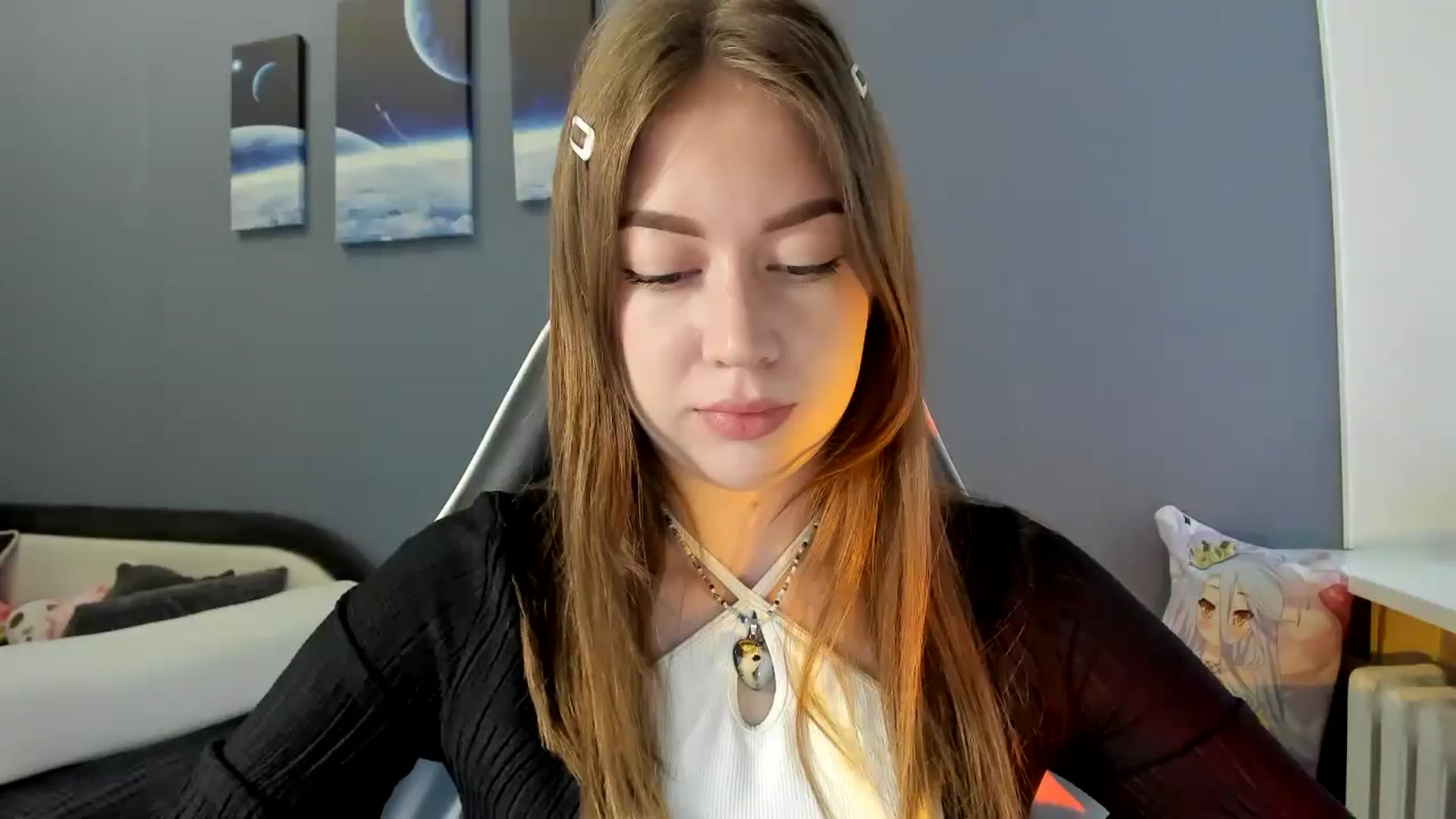 Gallery image thumbnail from RoboSasha's myfreecams stream on, 06/18/2025, 10:36 image 2 of 20