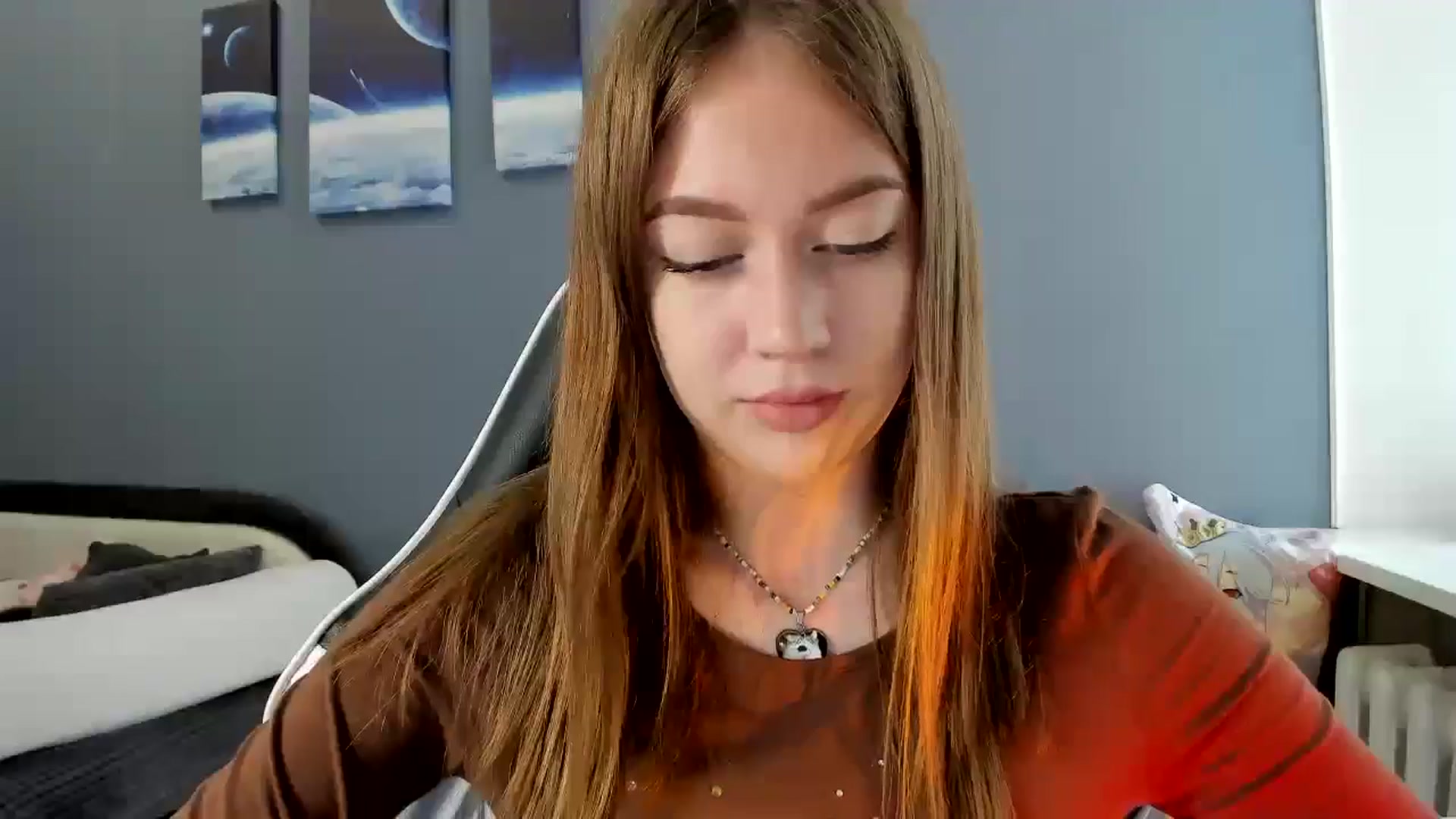 Gallery image thumbnail from RoboSasha's myfreecams stream on, 06/19/2025, 11:53 image 17 of 20