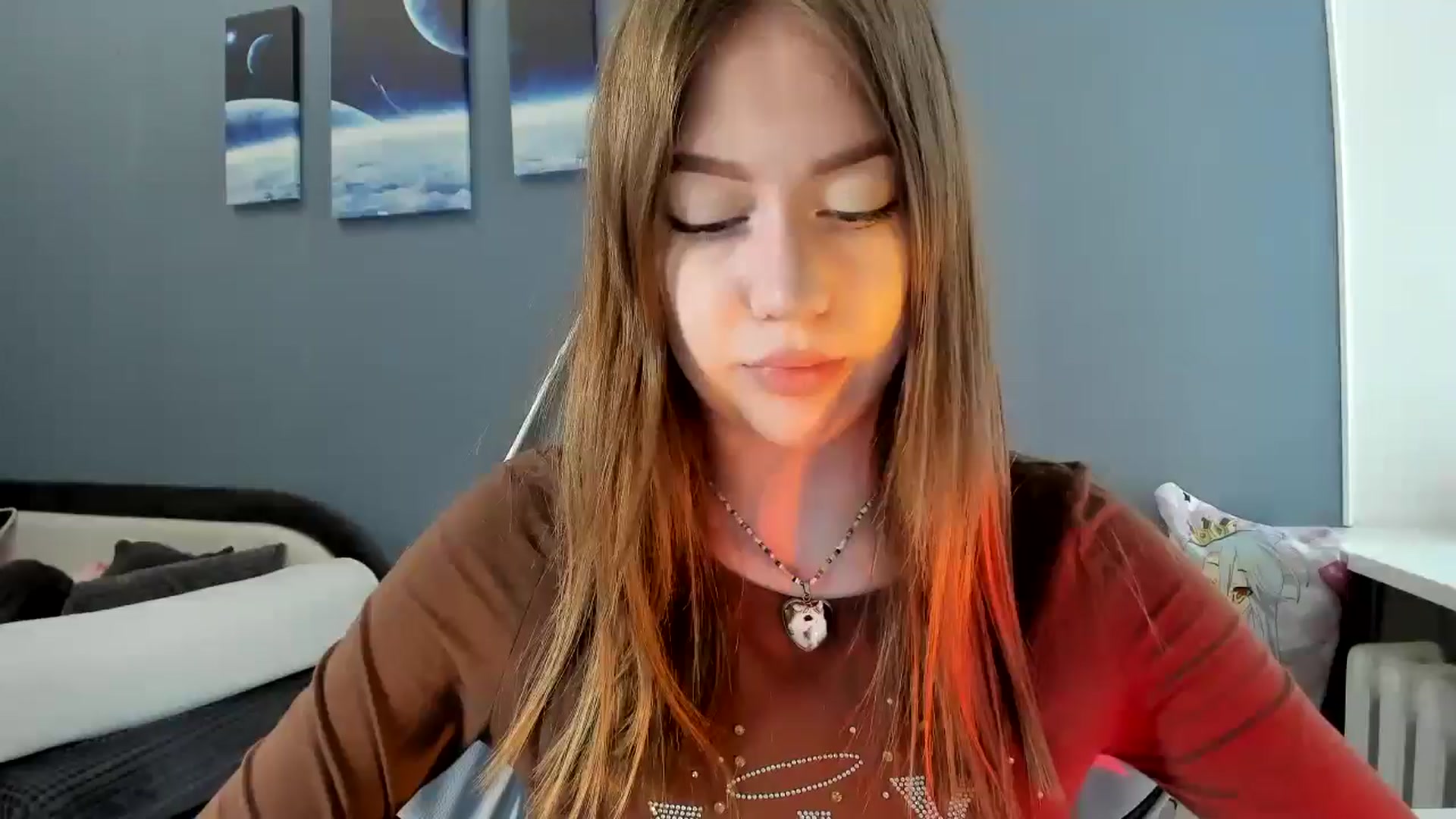 Gallery image thumbnail from RoboSasha's myfreecams stream on, 06/19/2025, 11:53 image 1 of 20