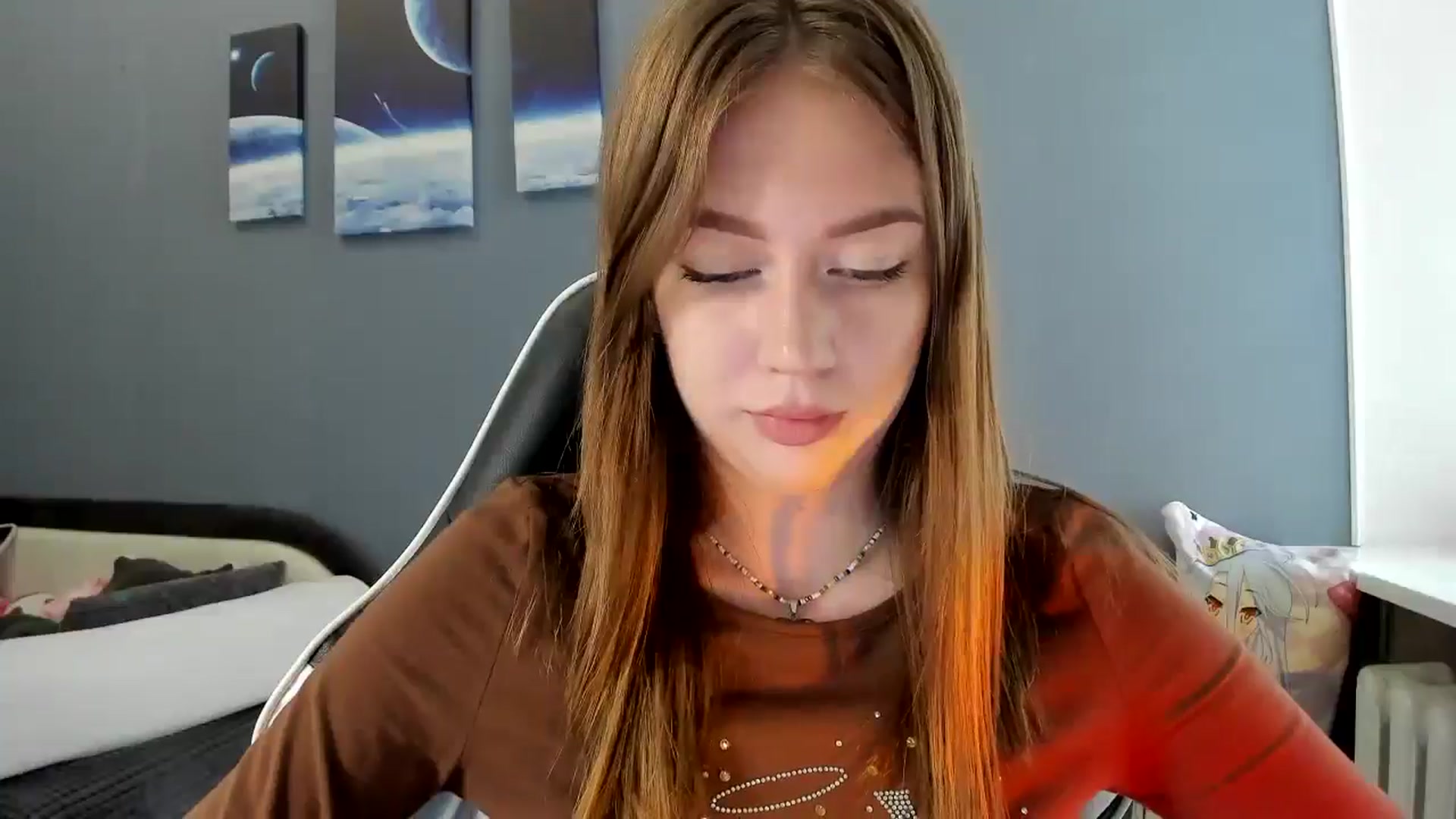 Gallery image thumbnail from RoboSasha's myfreecams stream on, 06/19/2025, 12:24 image 7 of 20