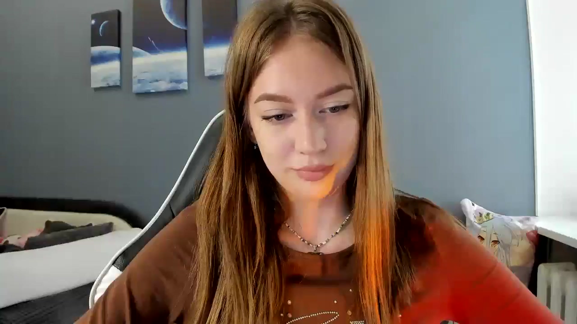 Gallery image thumbnail from RoboSasha's myfreecams stream on, 06/19/2025, 12:24 image 13 of 20