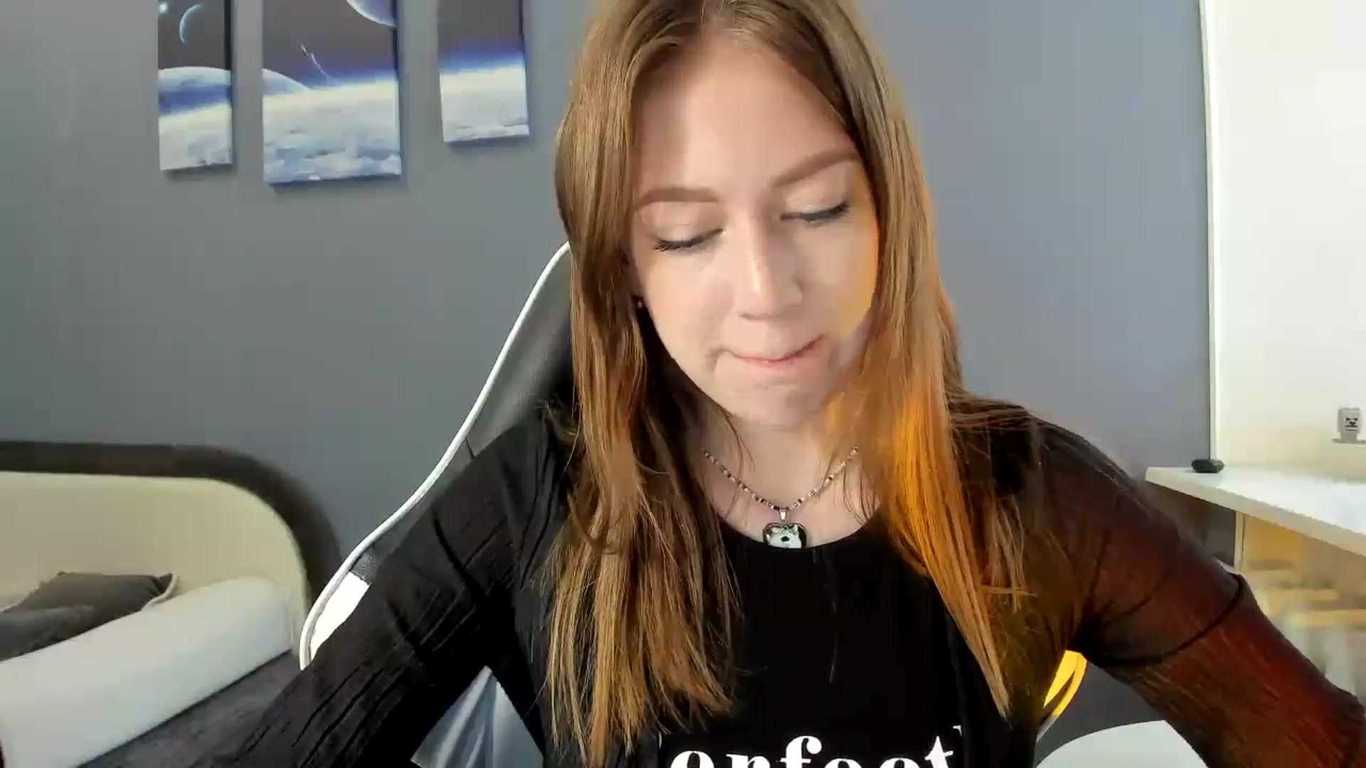 Gallery image thumbnail from RoboSasha's myfreecams stream on, 06/20/2025, 11:54 image 6 of 20