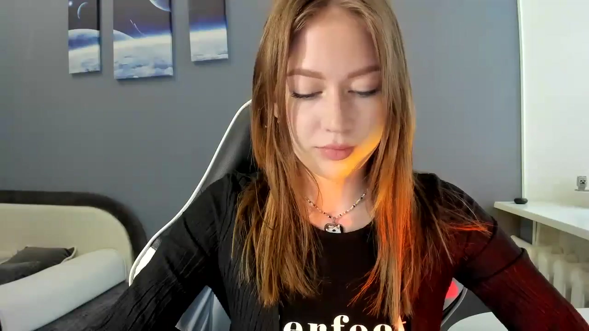 Gallery image thumbnail from RoboSasha's myfreecams stream on, 06/20/2025, 11:54 image 3 of 20