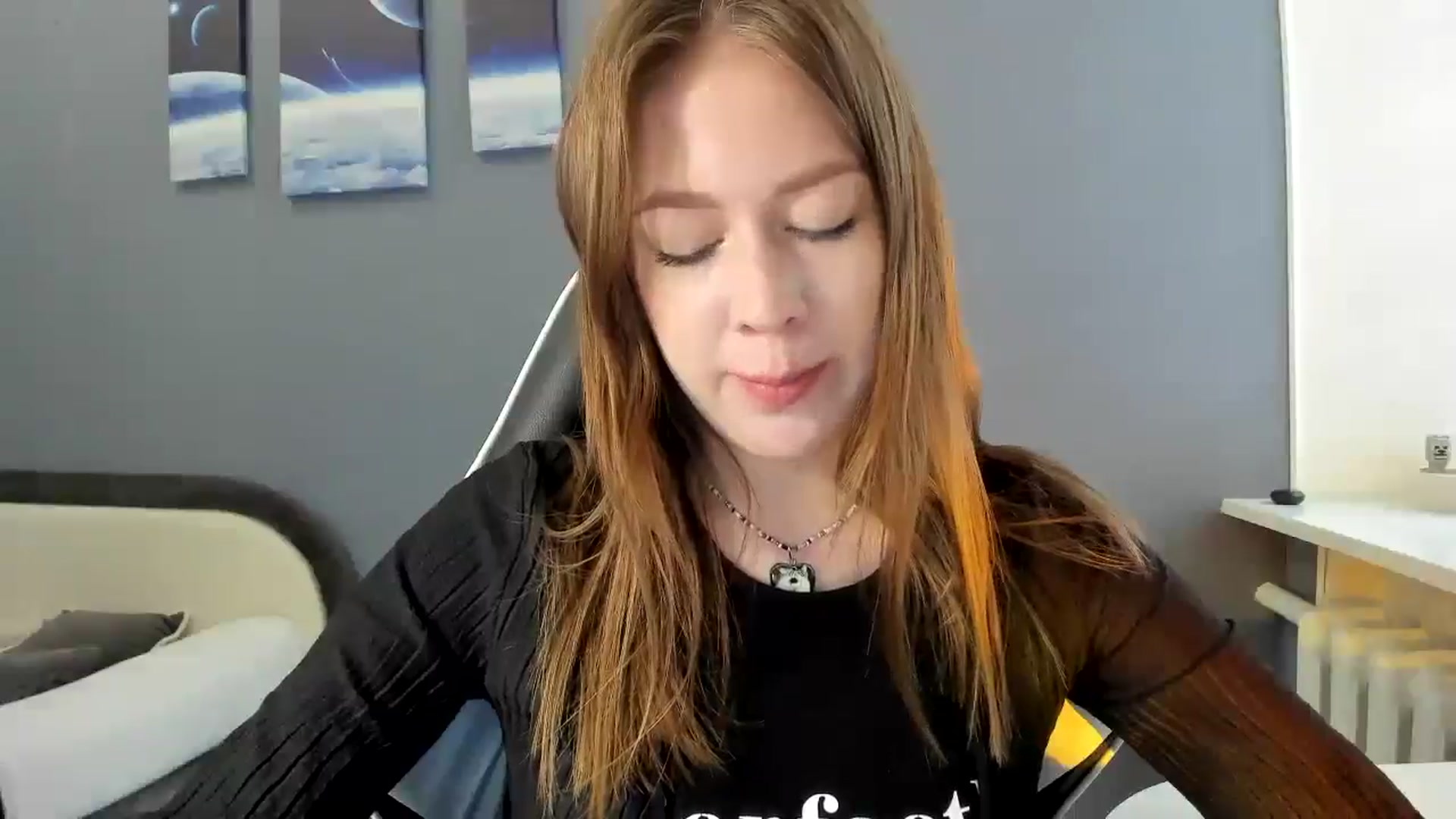 Gallery image thumbnail from RoboSasha's myfreecams stream on, 06/20/2025, 11:54 image 8 of 20