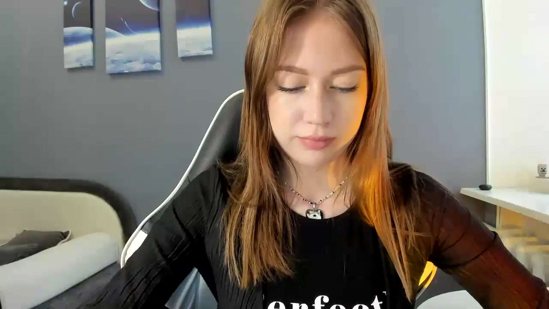 Gallery image thumbnail from RoboSasha's myfreecams stream on, 06/20/2025, 11:54 image 5 of 20