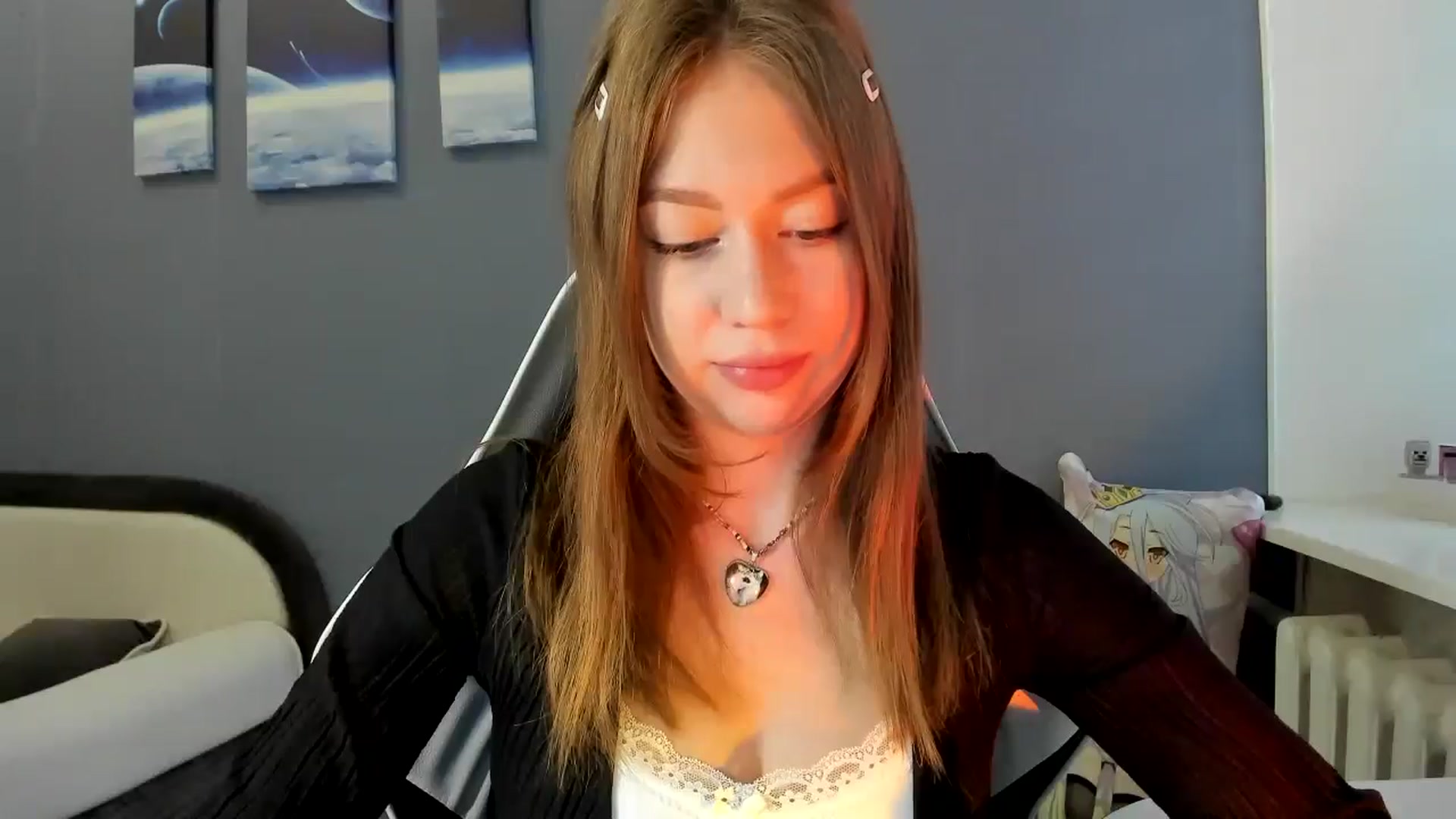 Gallery image thumbnail from RoboSasha's myfreecams stream on, 06/22/2025, 09:07 image 2 of 20